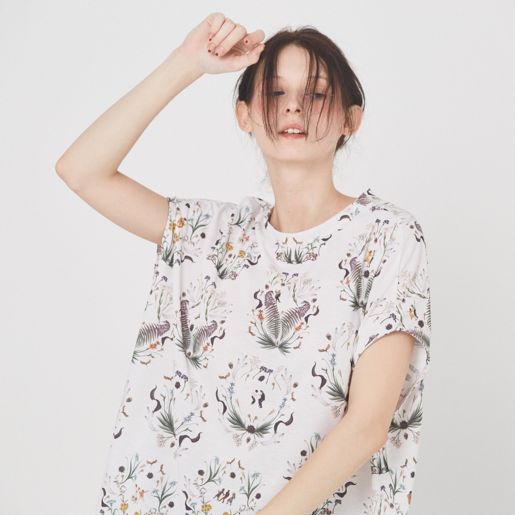 Dance In The Garden Tee | Color_Natural | No_BSD26SS-18_Natural【BEDSIDEDRAMA_ベッドサイドドラマ】【入荷予定アイテム・入荷連絡可能】