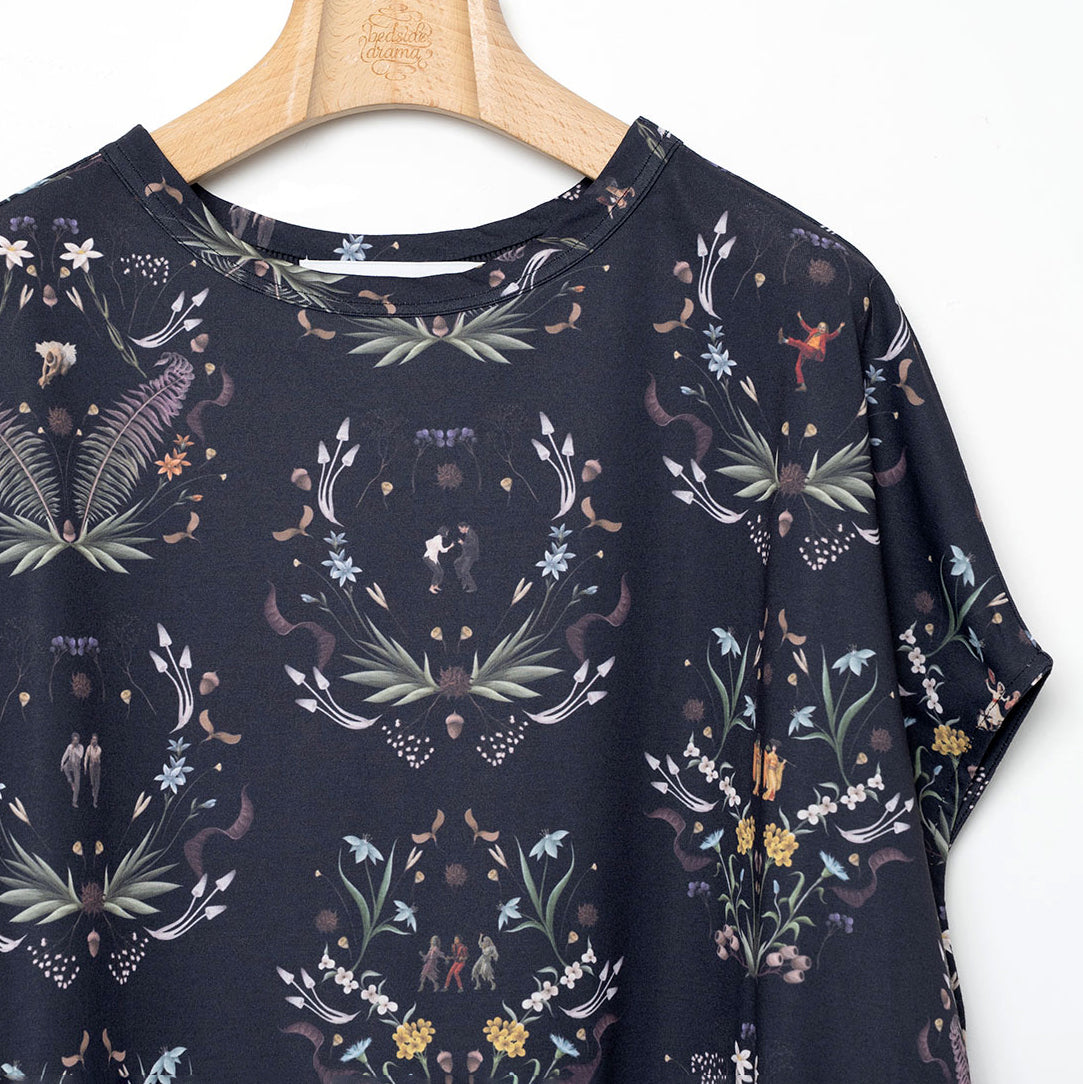Dance In The Garden Tee | Color_Black | No_BSD26SS-18_Black【BEDSIDEDRAMA_ベッドサイドドラマ】【入荷予定アイテム・入荷連絡可能】
