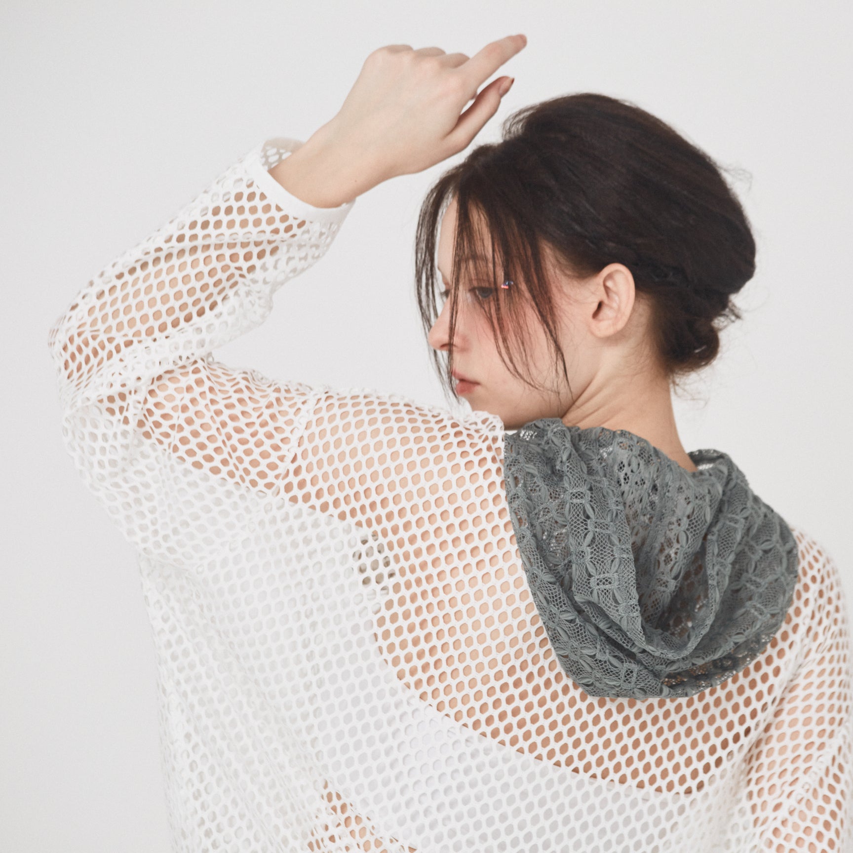 Ultra Mesh Hoodie | Color_White | No_BSD26SS-20_White【BEDSIDEDRAMA_ベッドサイドドラマ】【入荷予定アイテム・入荷連絡可能】