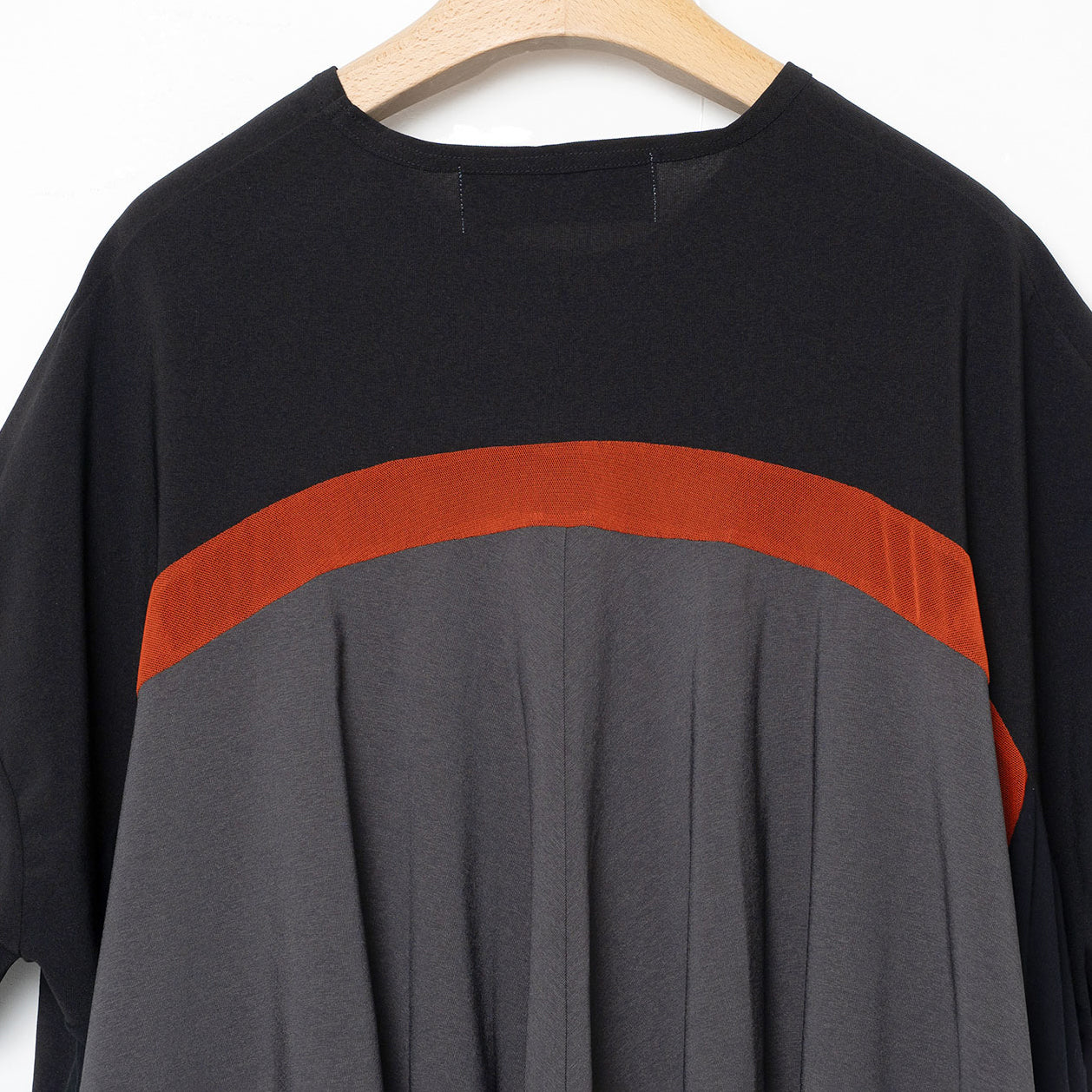 Draped Maxi Tee Dress | Color_Black | No_BSD26SS-22_Black【BEDSIDEDRAMA_ベッドサイドドラマ】【入荷予定アイテム・入荷連絡可能】