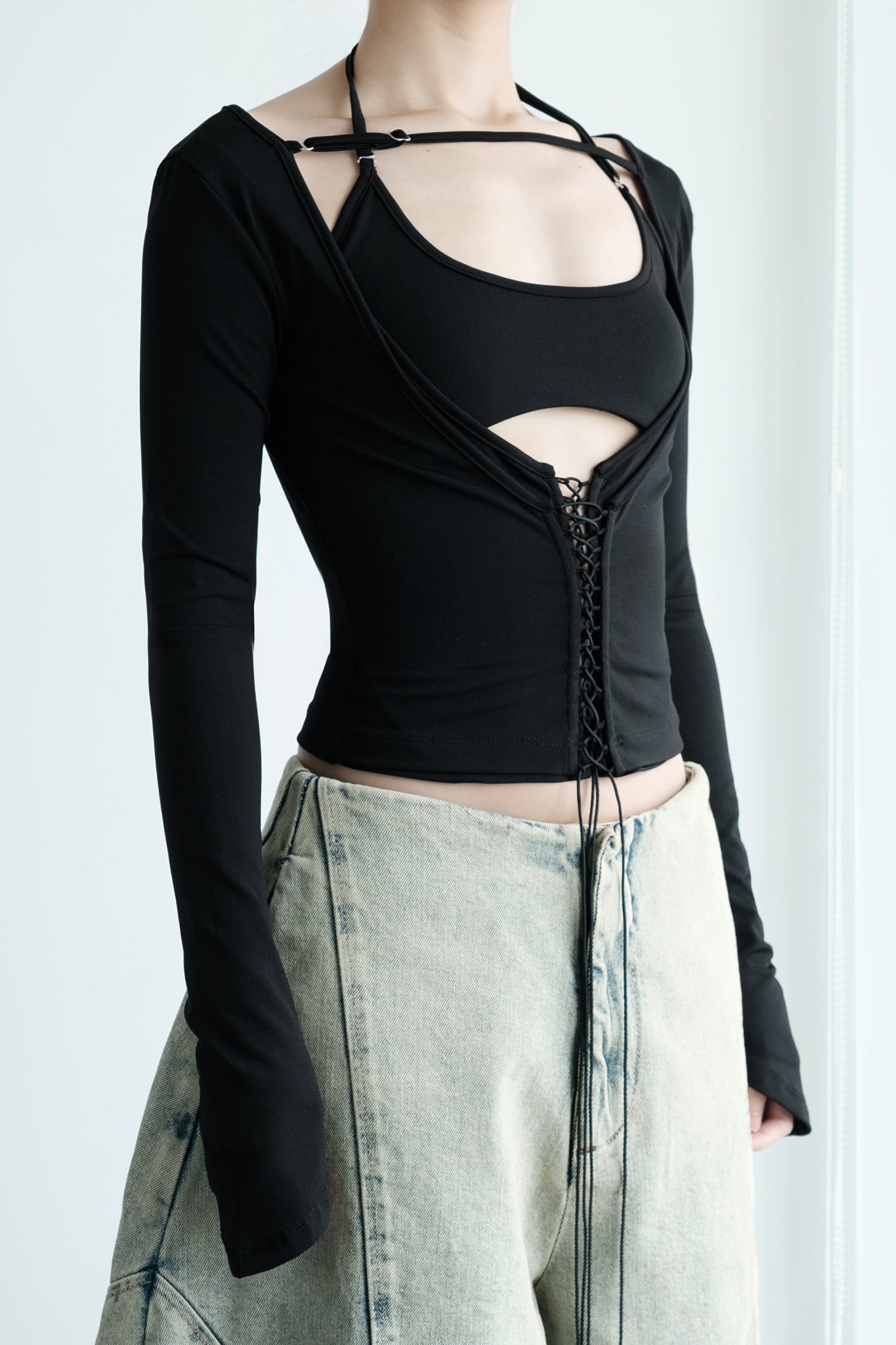 BISOU LONG SLEEVE TOP (BLACK) | Bunny Hill Concept