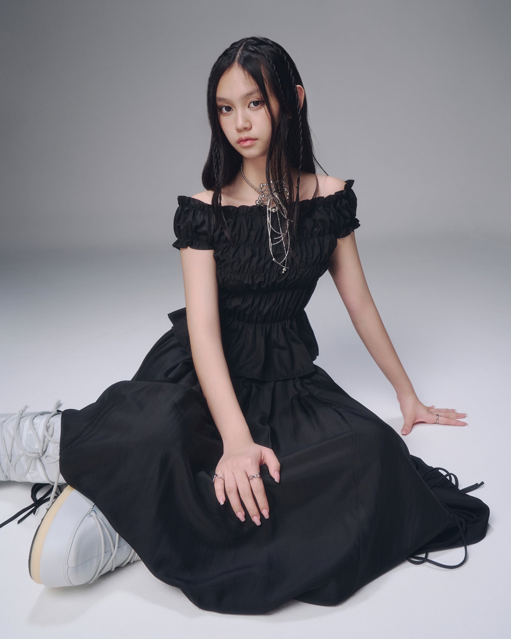 DAWSEY TOP (BLACK) | Bunny Hill Concept【ネコポス選択可能】