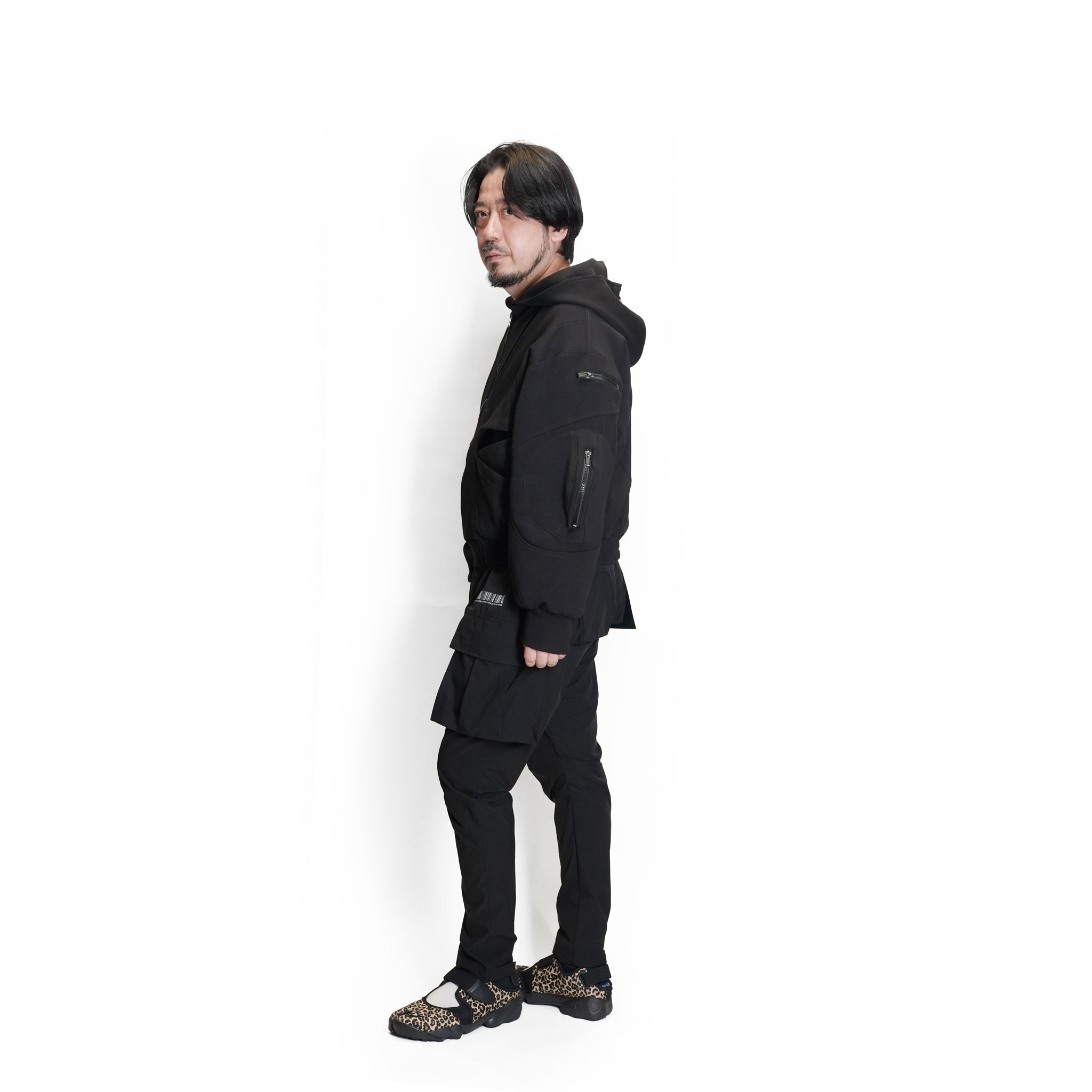 MAPLE JACKET (Black) | Bunny Hill Concept