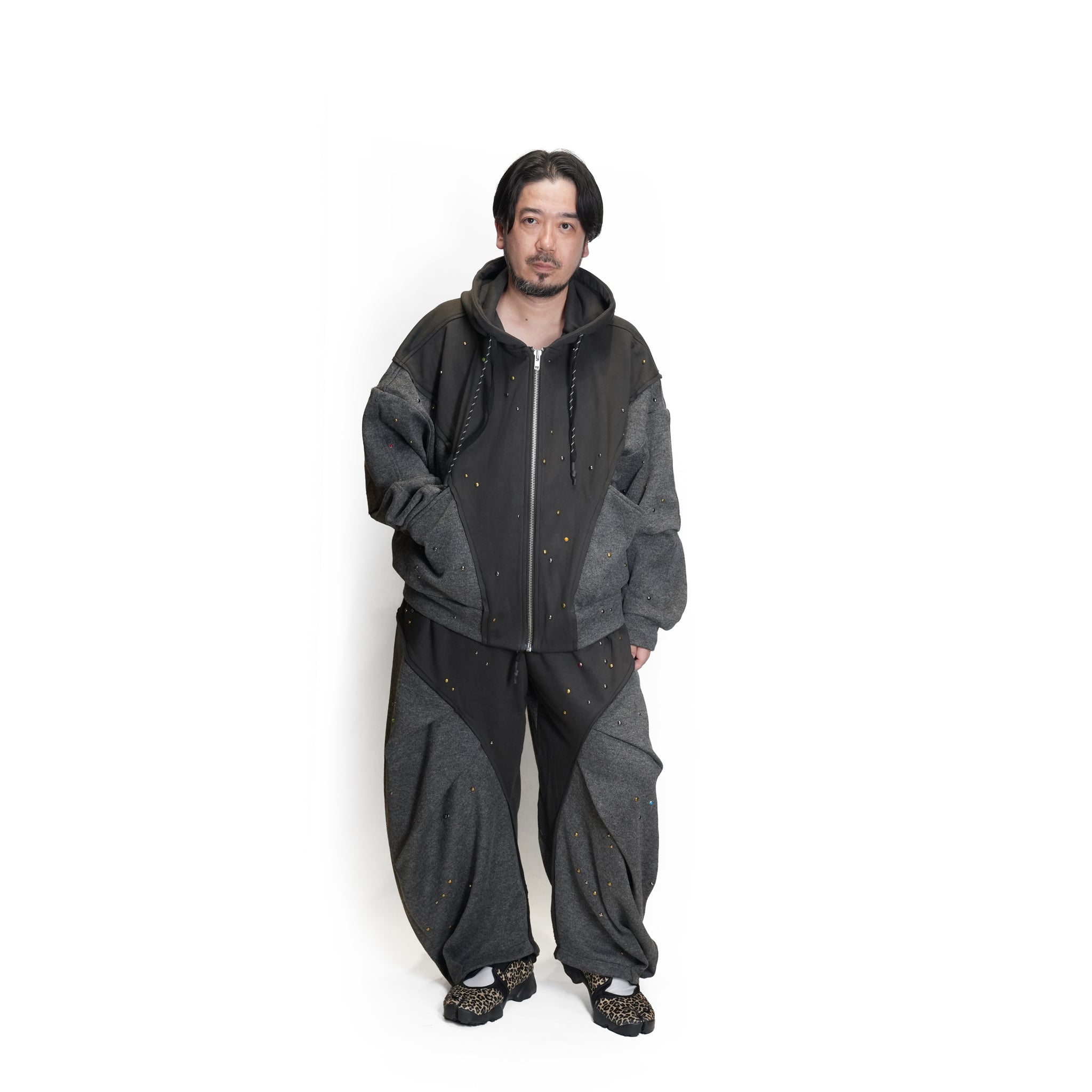 (A)crypsis® “High-Density Hand-Pleated Starry Sky Jewelry-Inspired Trousers” in Dark Gray | (A)CRYPSIS®