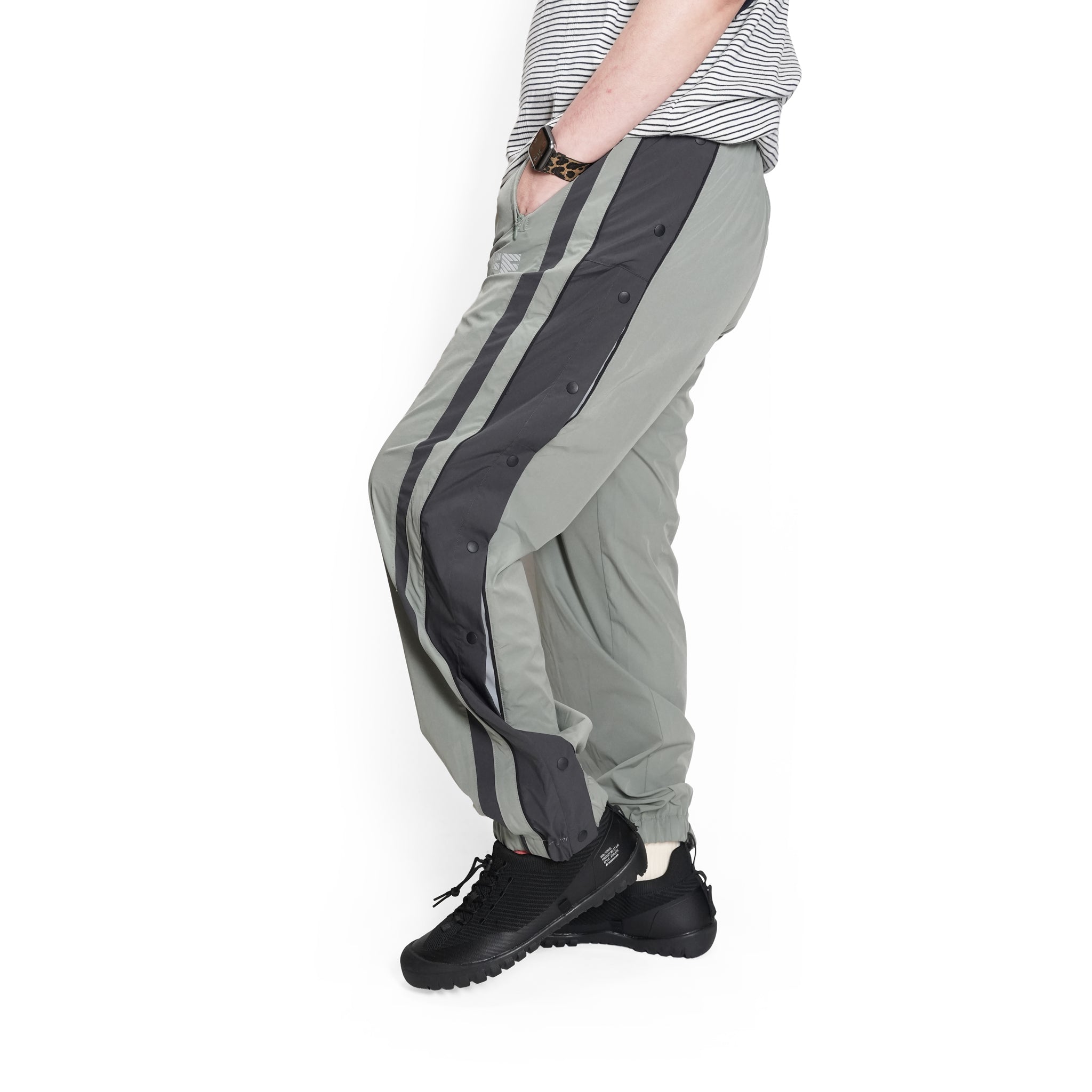 Christina_piste pants – Gray | IMPRESTORE