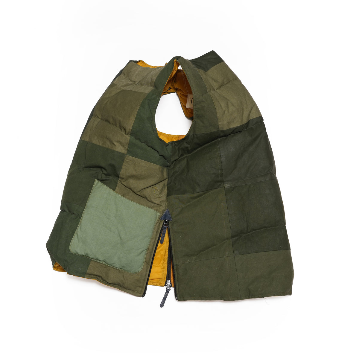 down pull over vest – Olive/Masterd | SLOW HANDS | 入荷予定アイテム