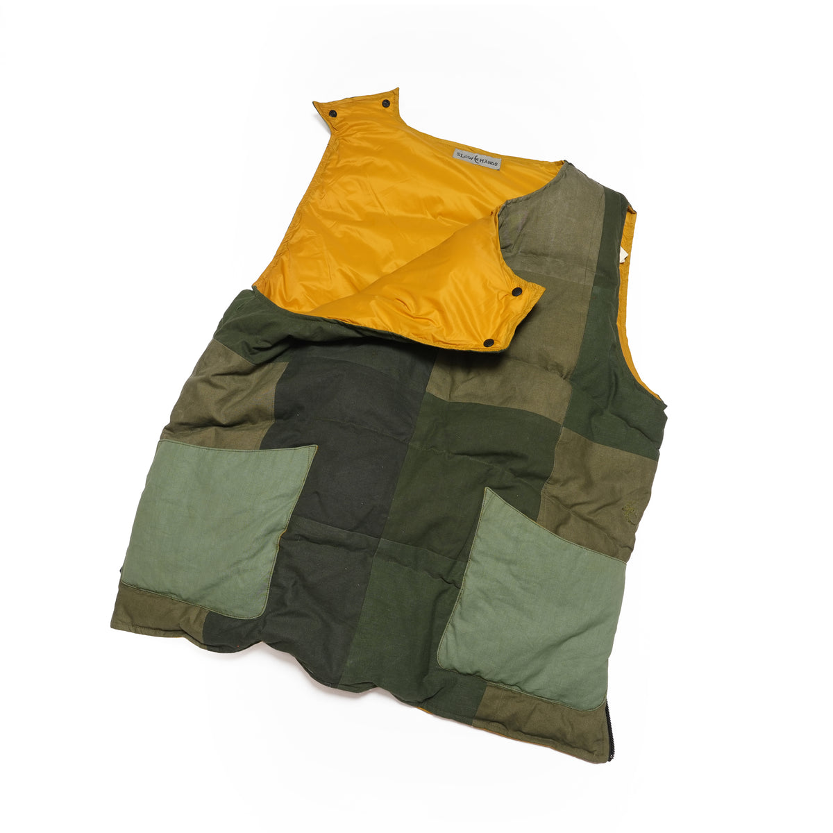 down pull over vest – Olive/Masterd | SLOW HANDS | 入荷予定アイテム