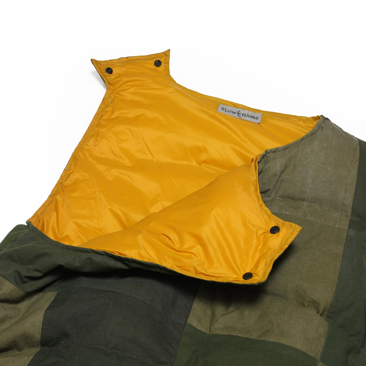 down pull over vest – Olive/Masterd | SLOW HANDS | 入荷予定アイテム