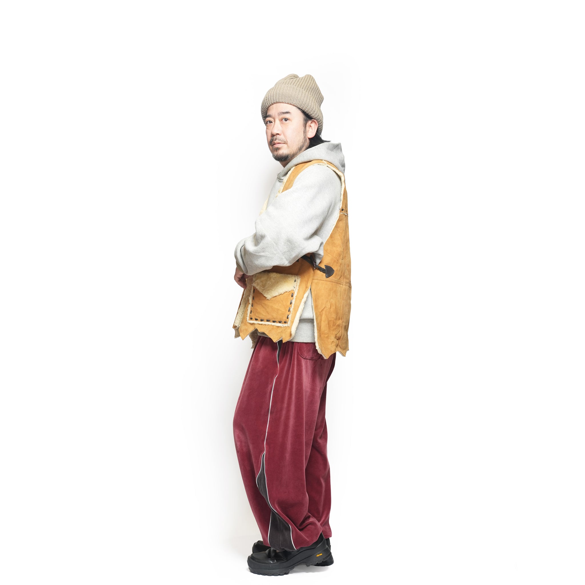 IGLOO MOUTON VEST | Color_C | Size_L | No_RV2601701【NASNGWAM_ナスングワム】