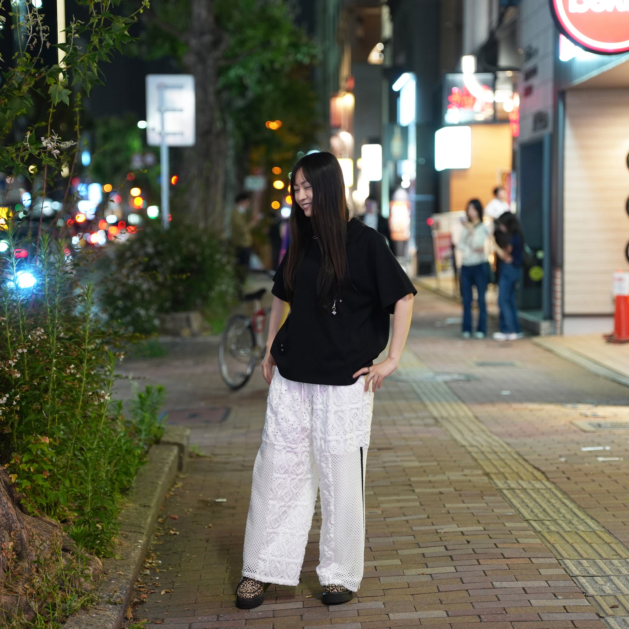 エンブロイダリーレースパッチパンツ – White | REHERSALL