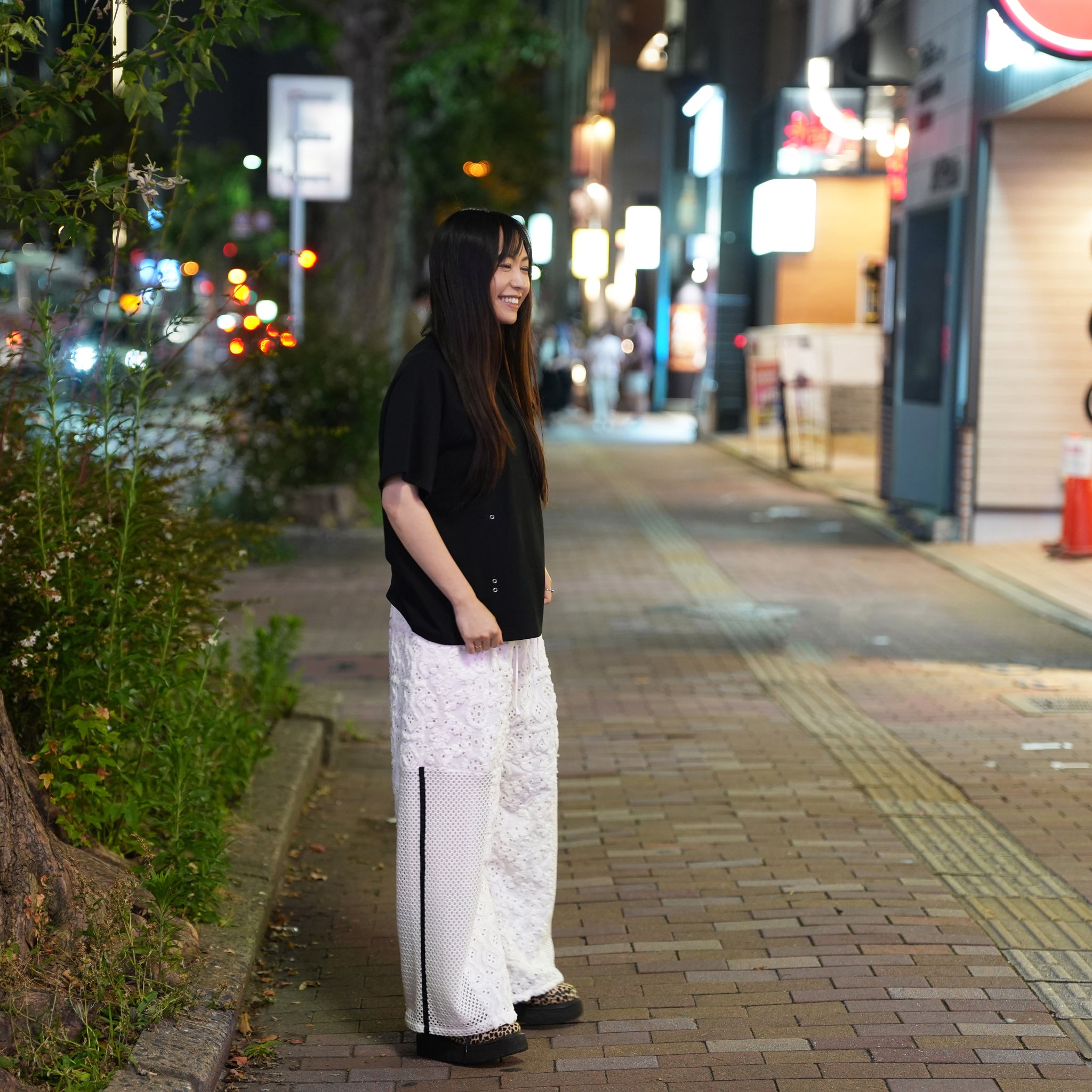 エンブロイダリーレースパッチパンツ – White | REHERSALL