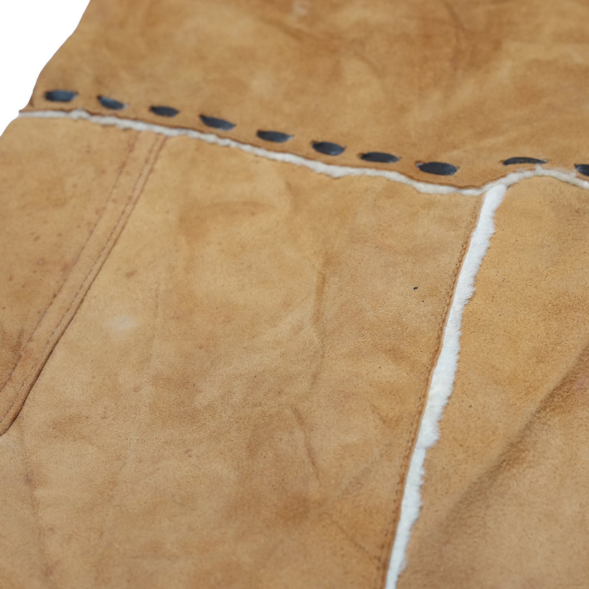 IGLOO MOUTON VEST | Color_C | Size_L | No_RV2601701【NASNGWAM_ナスングワム】