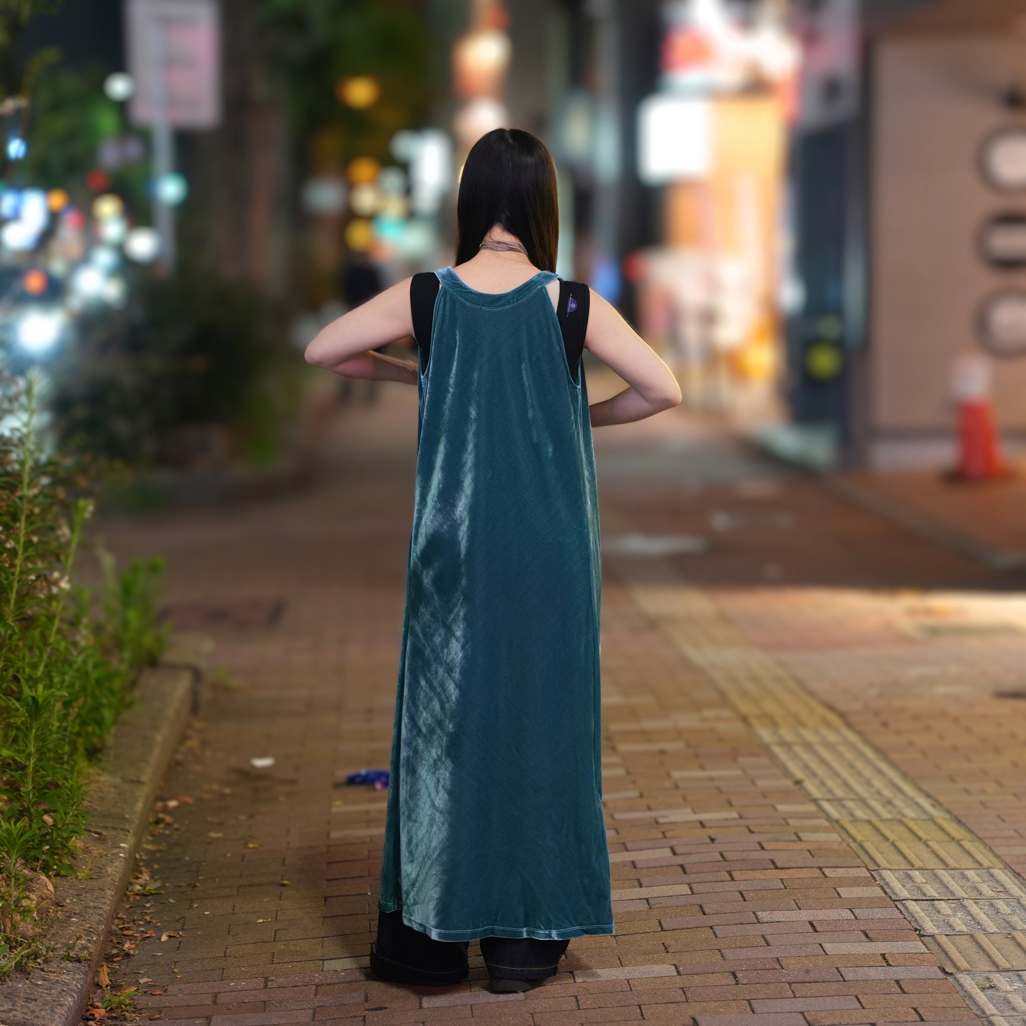 ベロアホルターネックドレス – Dusty Blue | AMBERGLEAM