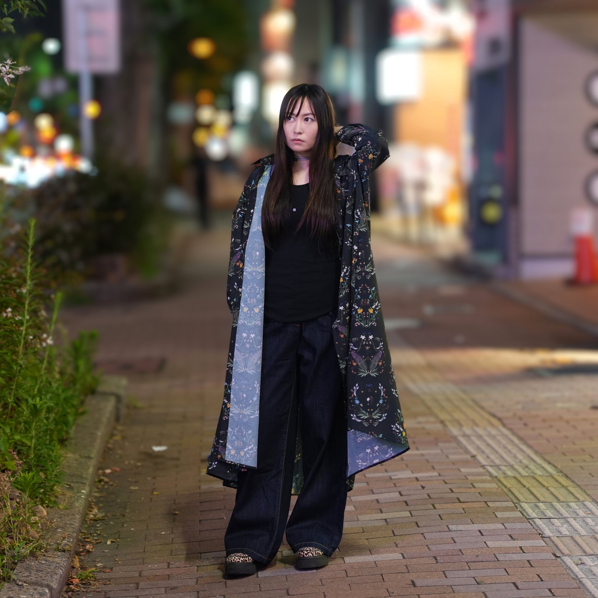Dance In The Garden Maxi Shirt– Black | BEDSIDEDRAMA