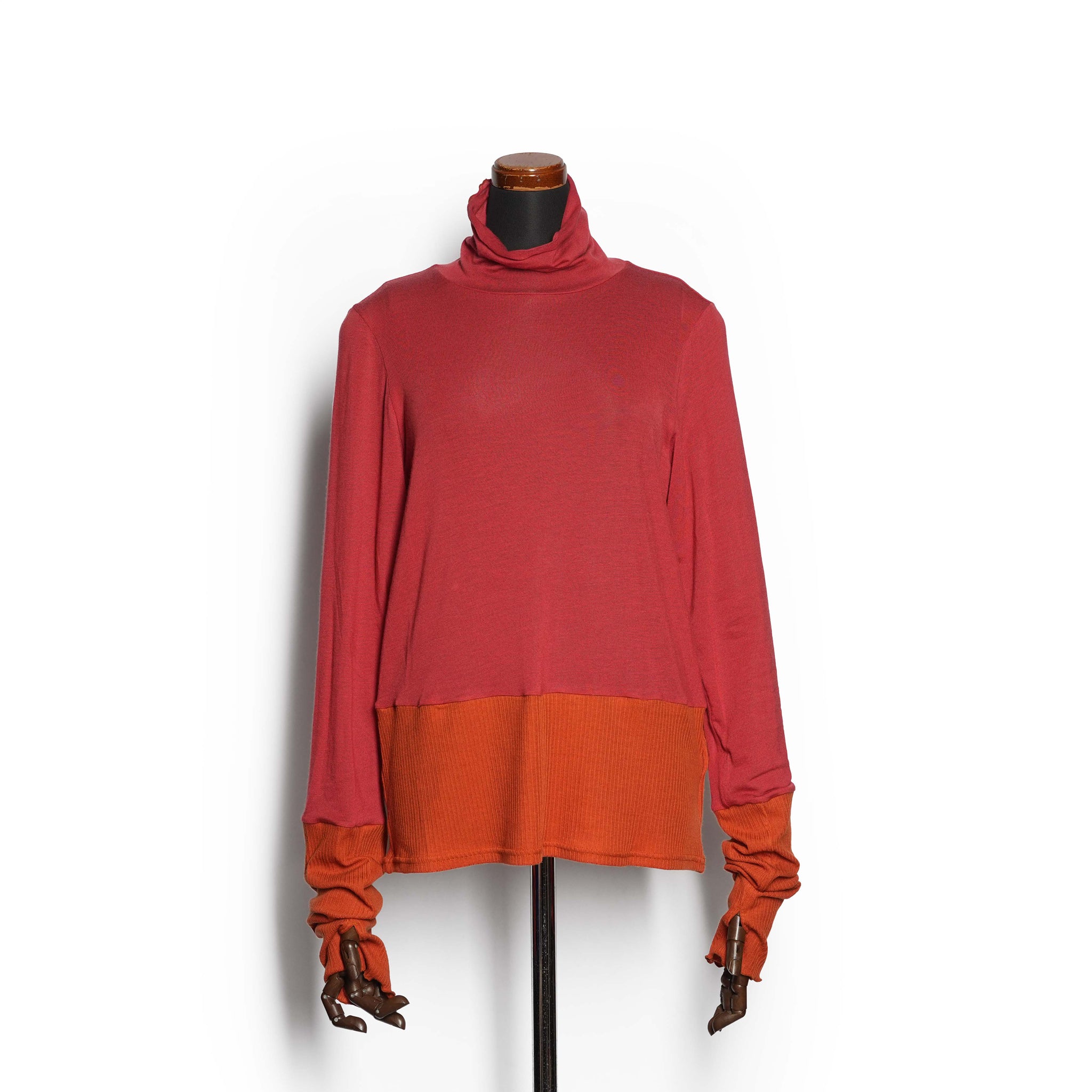 cashmere silk color block turtle – Light Blue  /  Red | WHYTO