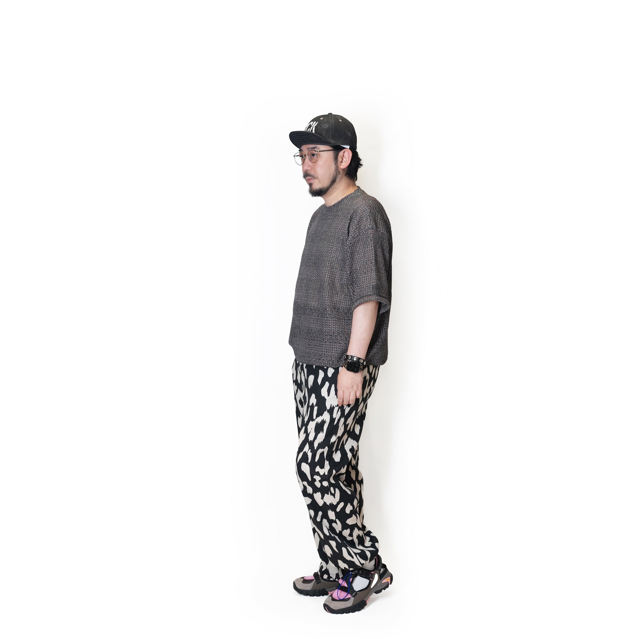 MIXED-MESH KNIT – MIXED-BLACK | QUOLT
