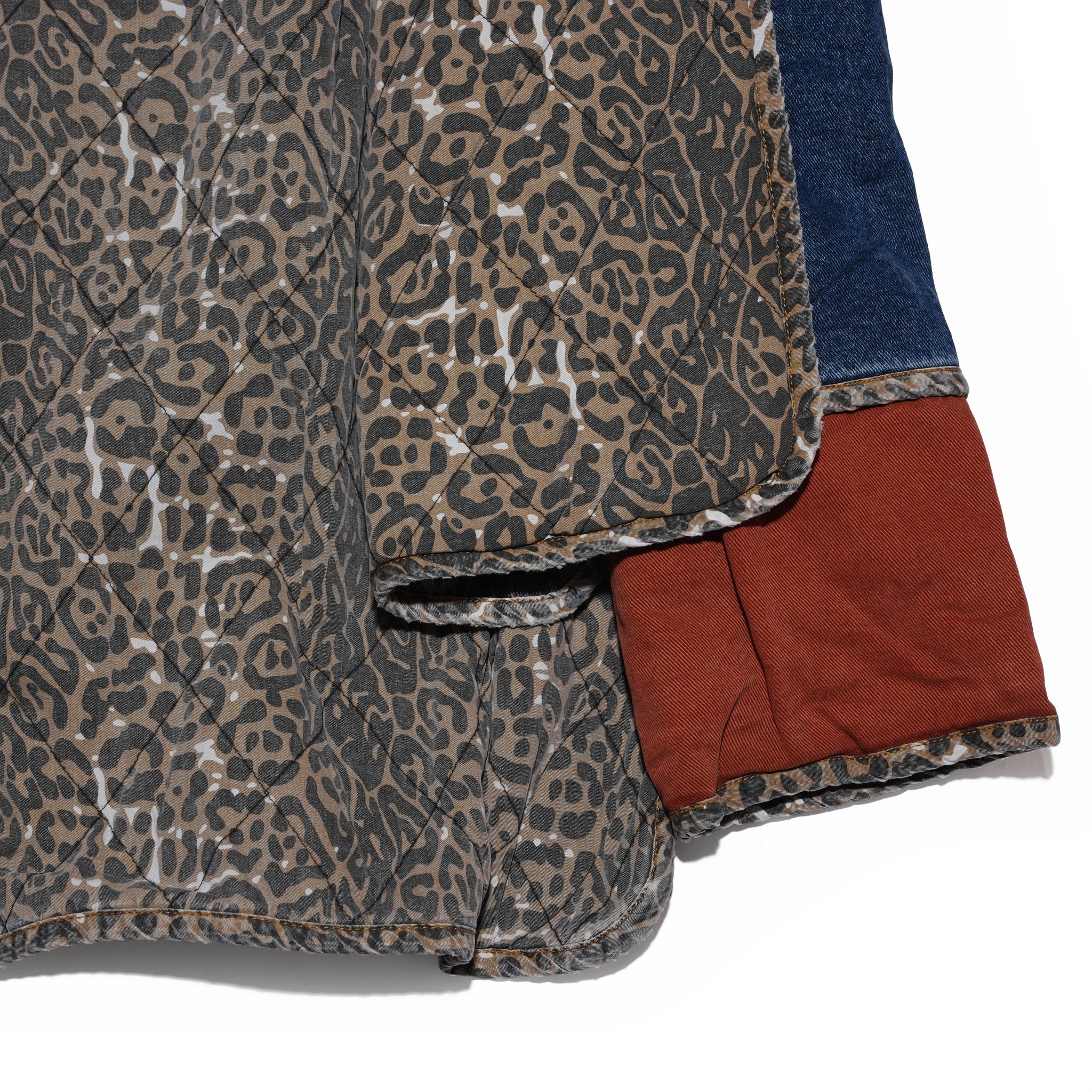 BANG BANG REVERSIBLE COLOUR BLOCKED DENIM WADDED JACKET – Animal Blue Rust | ONE TEASPOON