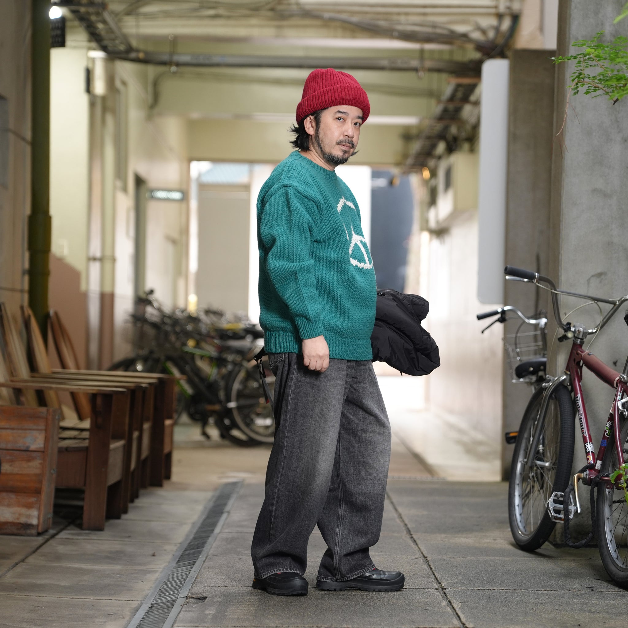 tl23f002b | peace hand knit crew – Green | THRIFTY LOOK