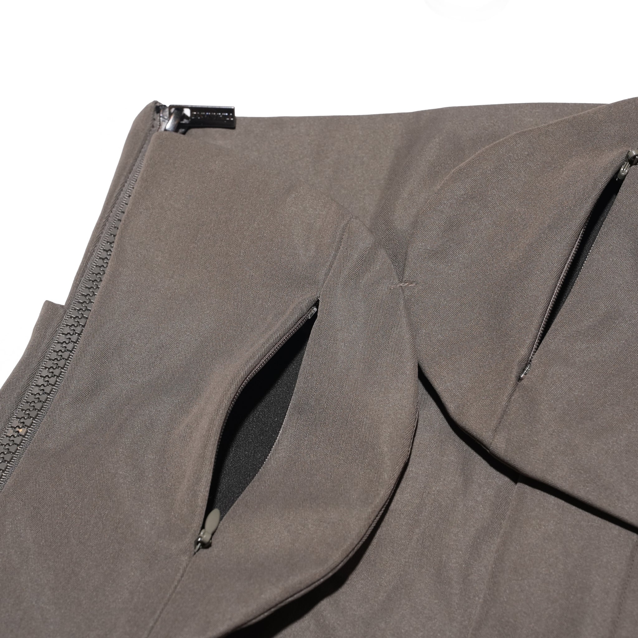 DEMOS TOP (GREY) | Bunny Hill Concept