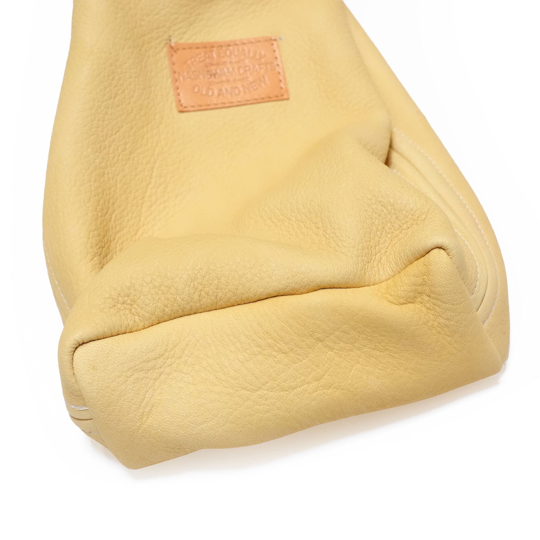 DEARSKIN WHISKY BAG – Camel / Black | NASNGWAM