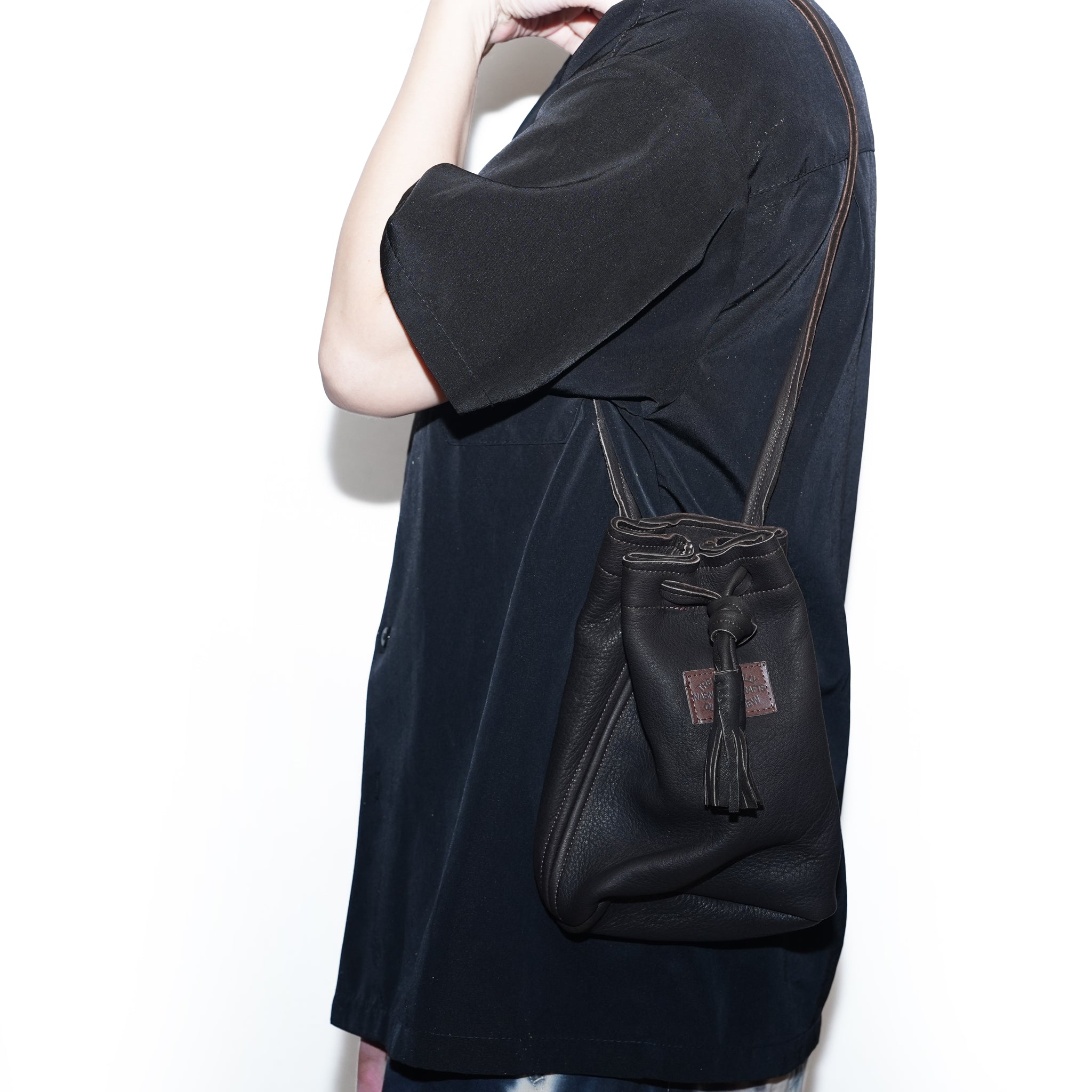 DEARSKIN WHISKY BAG – Camel / Black | NASNGWAM