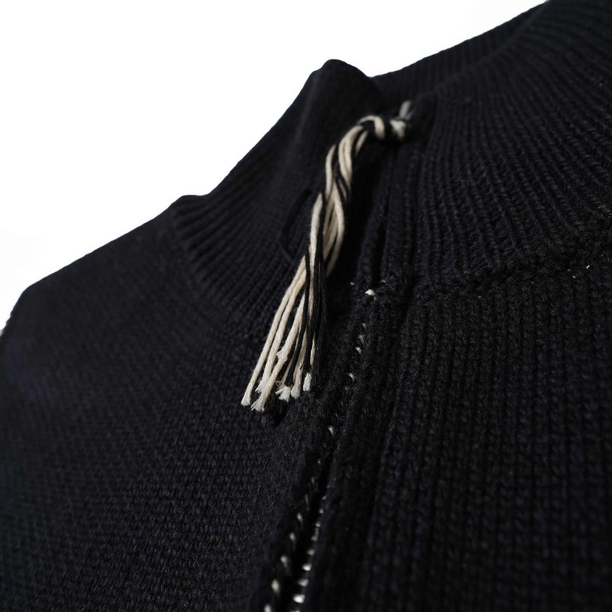 Name:Fringe Vest Sweater | Color:Black【AMBERGLEAM_アンバーグリーム】| No:1331151113