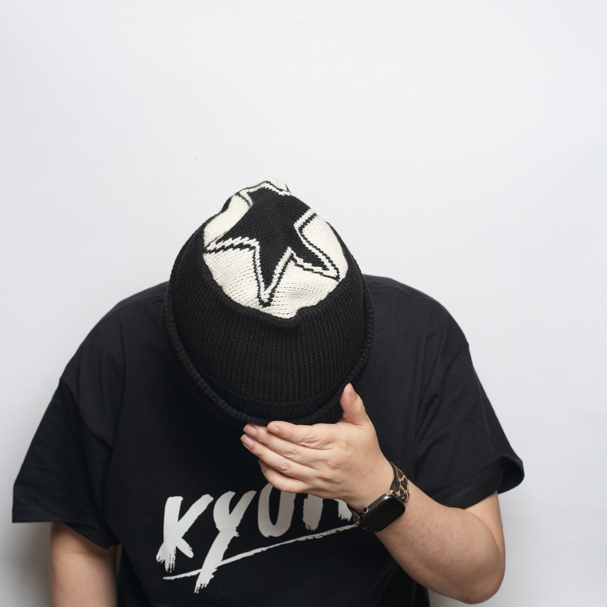 Flat beanie – Black | PLATEAU STUDIO