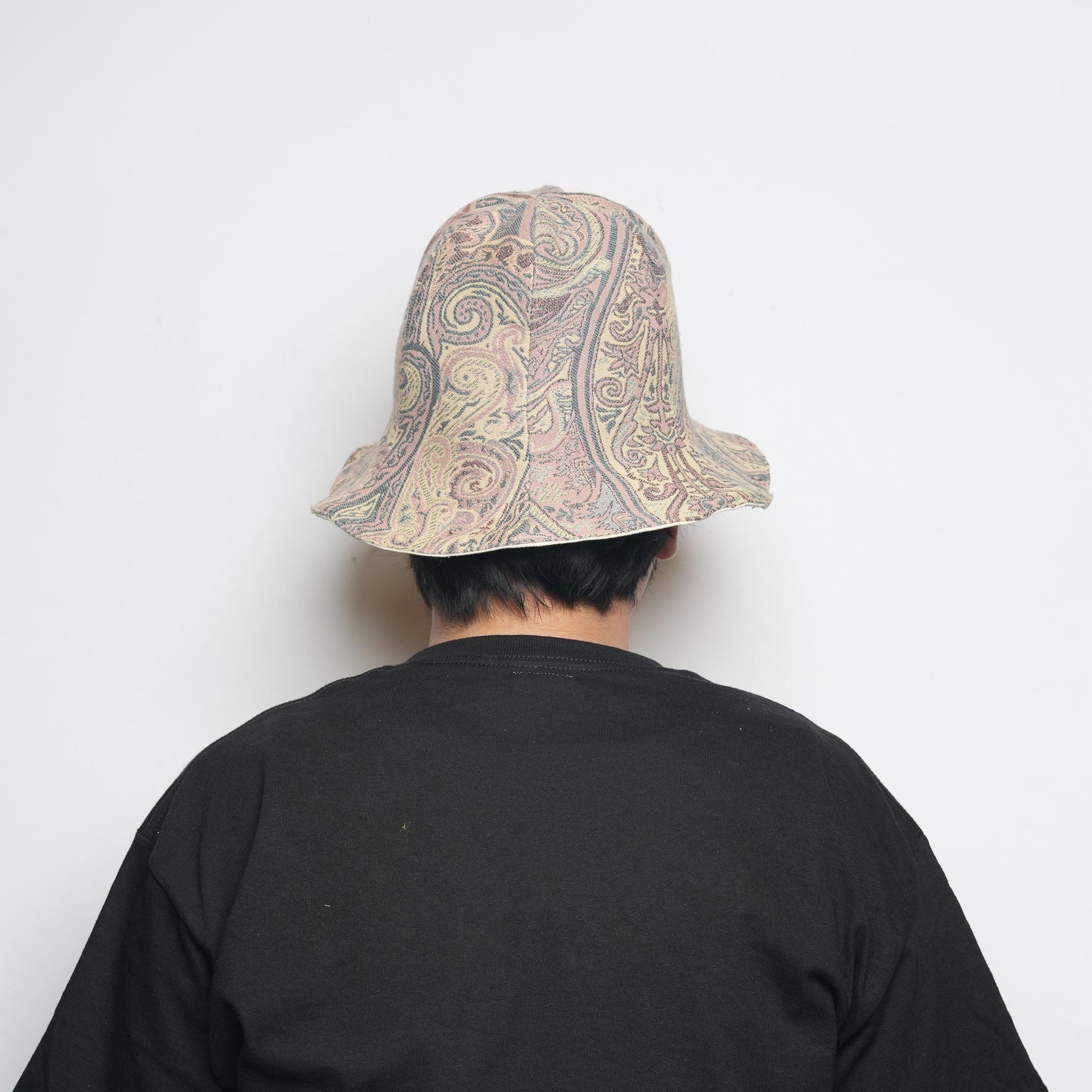 Hat – Betro Paisley Pink | MONITALY