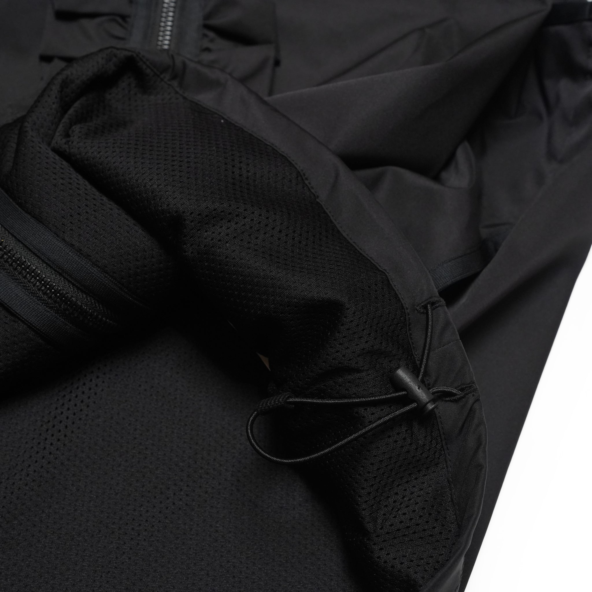 Frill Vest – Black | NICK GEAR