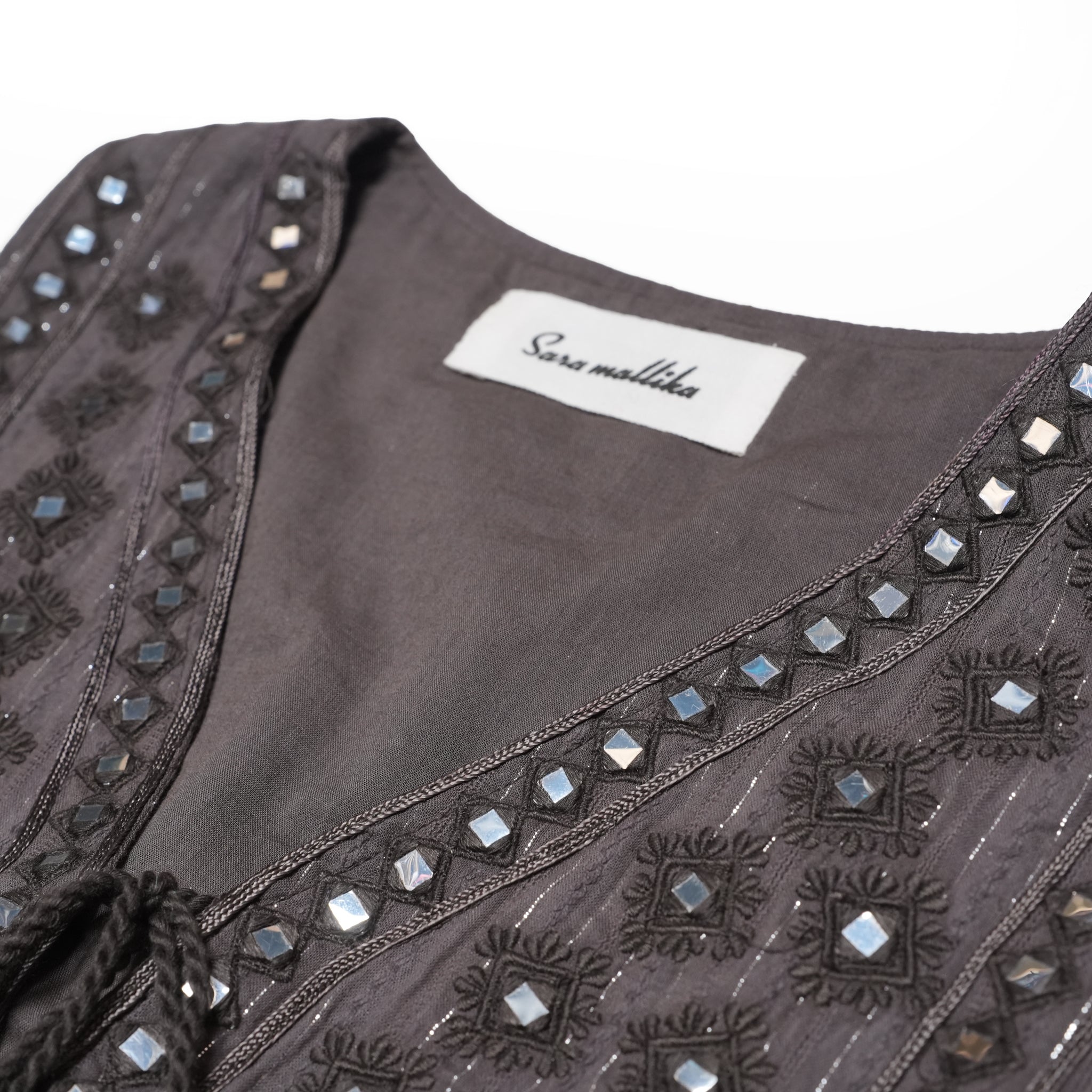 Cotton Jacquard Mirror Embroidery Top | Color_Charcoal | No_020261ST2 _Charcoal【SARA MALLIKA_サラマリカ】