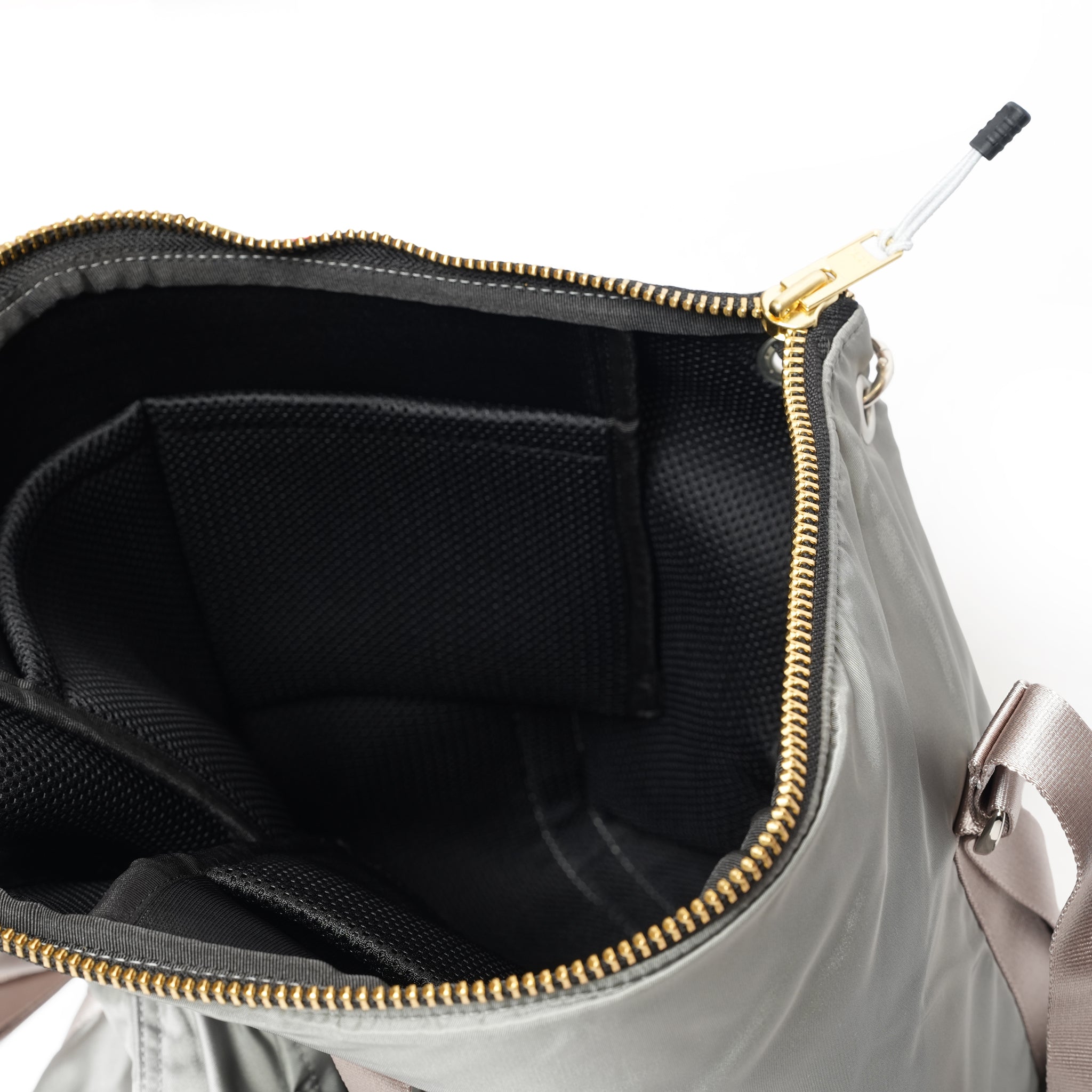 FB-023 HB3バッグ – Silver Gray | FULAT