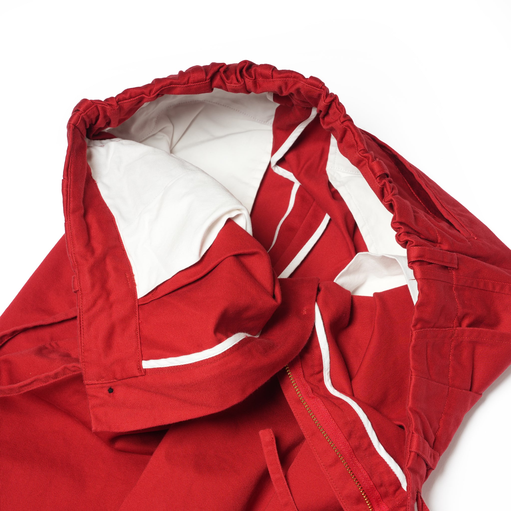 BAGS EASY PANTS-CHINO – Red | CATTA | 入荷予定アイテム