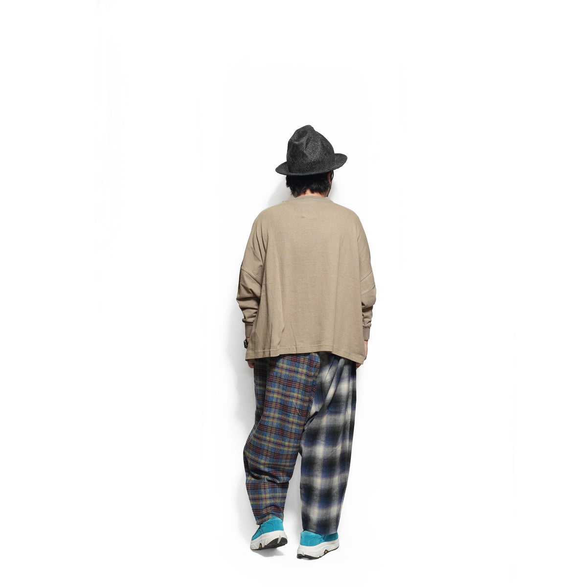 ARABIC L&P L/S Tee – Khaki | STOF