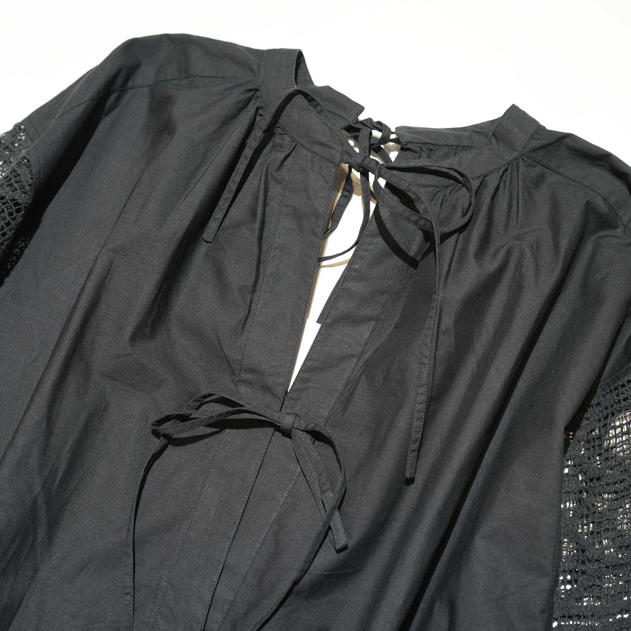 No:020441SS1B | Name:GEOMETRIC LACE JOINT DRESS | Color:Black【SARA MALLIKA_サラマリカ】