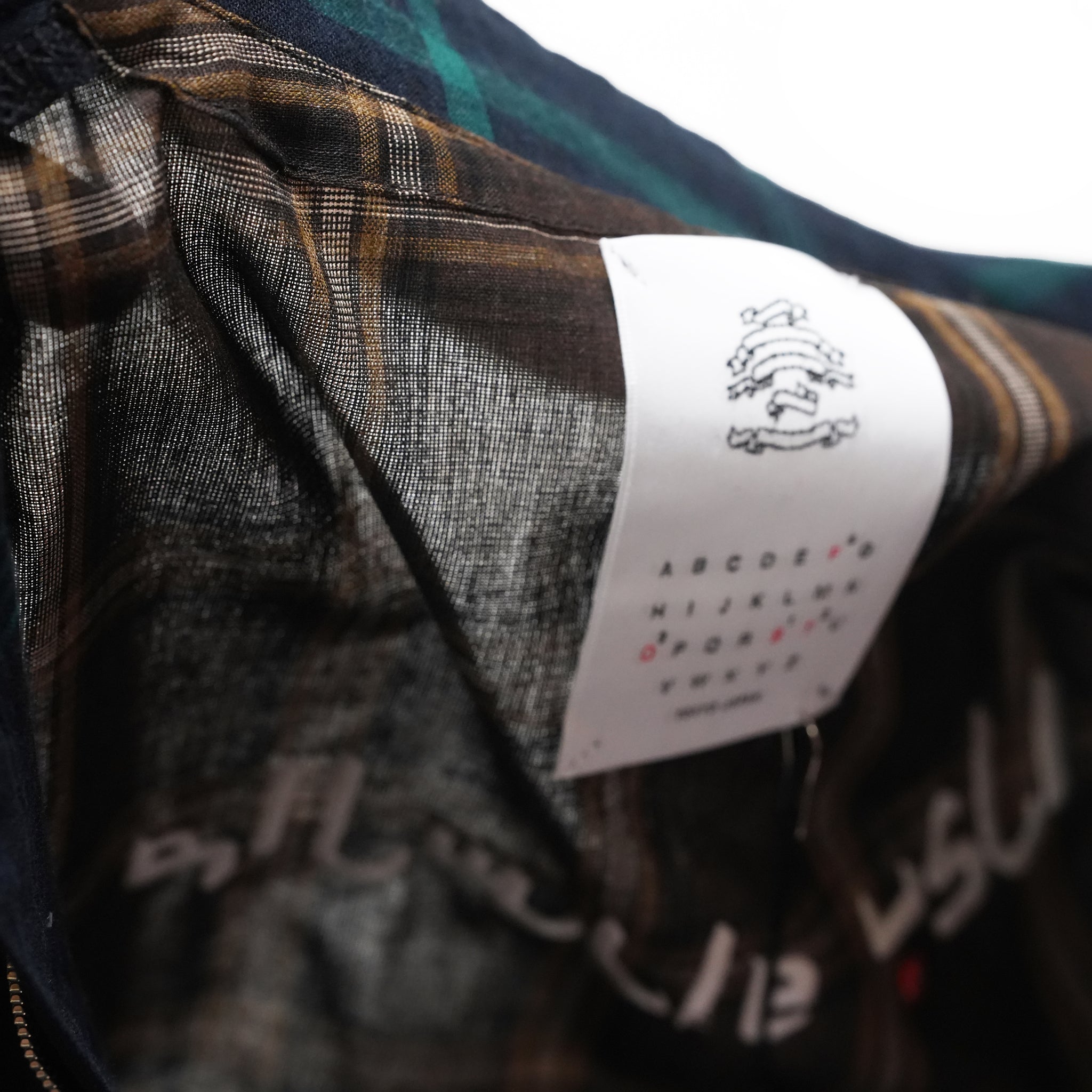 TRIBE EMBROI CHANGE JACKET– Black | STOF