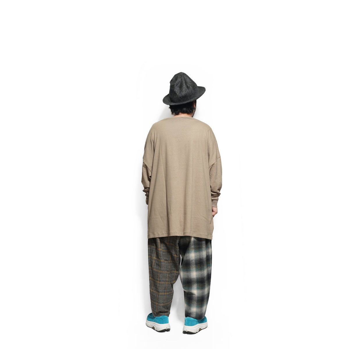 ARABIC L&P L/S Tee – Khaki | STOF