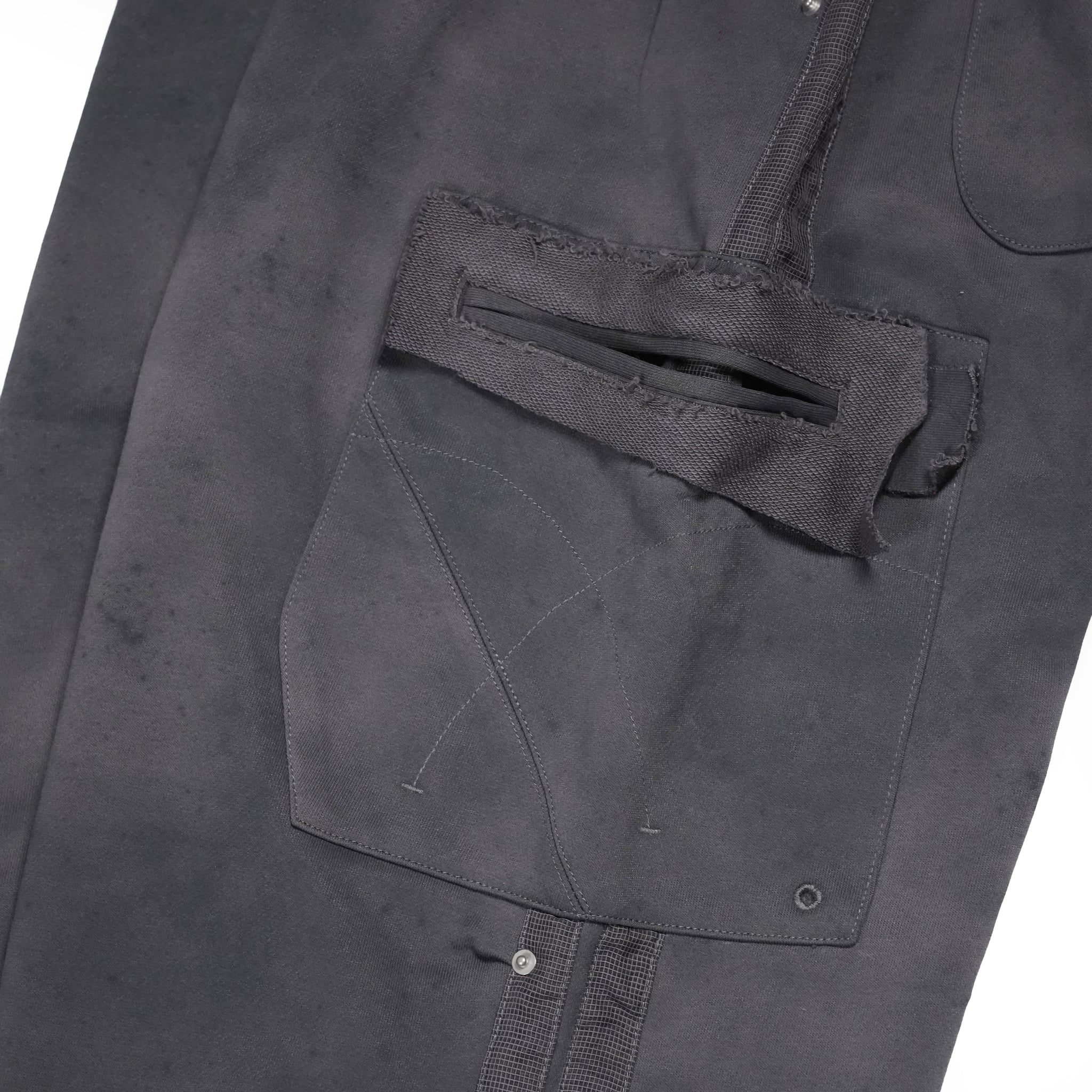 Grunge sweat cargo – Black | PLATEAU STUDIO