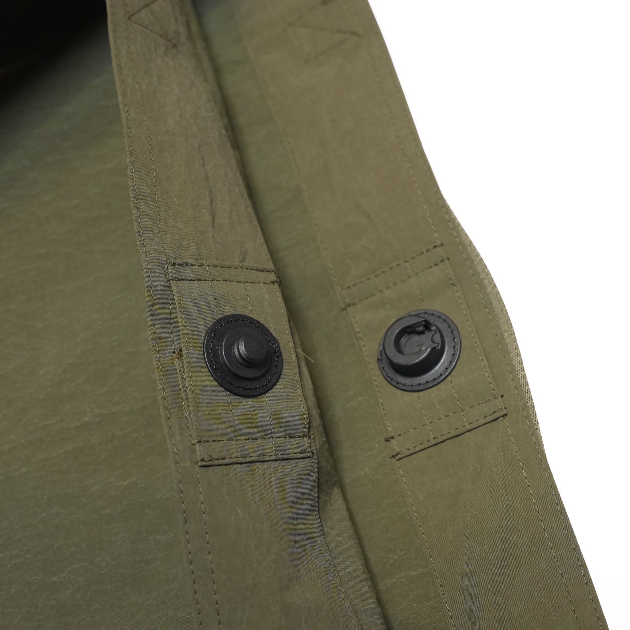 _261 – Olive | UNTRACE