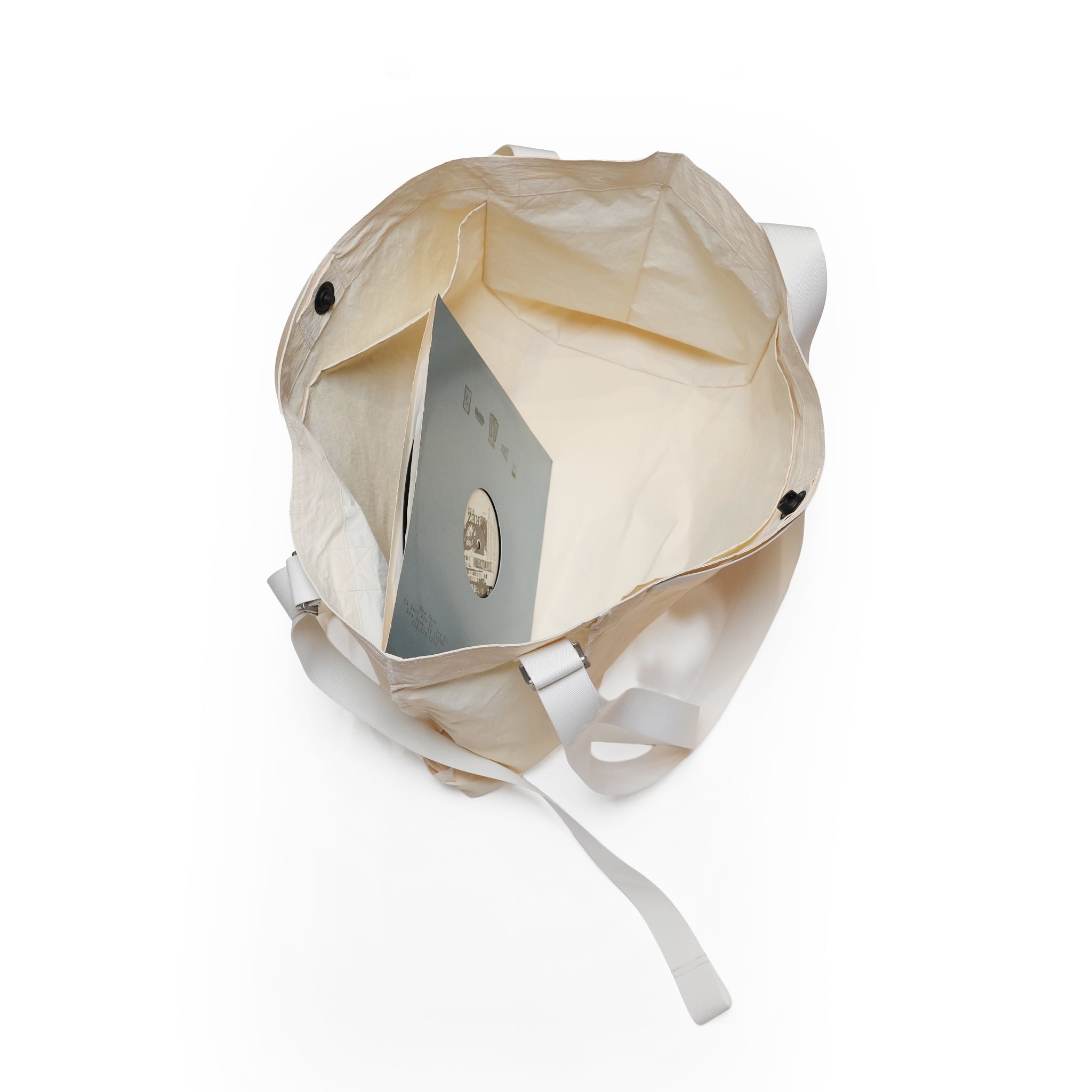 261 – Off White | UNTRACE
