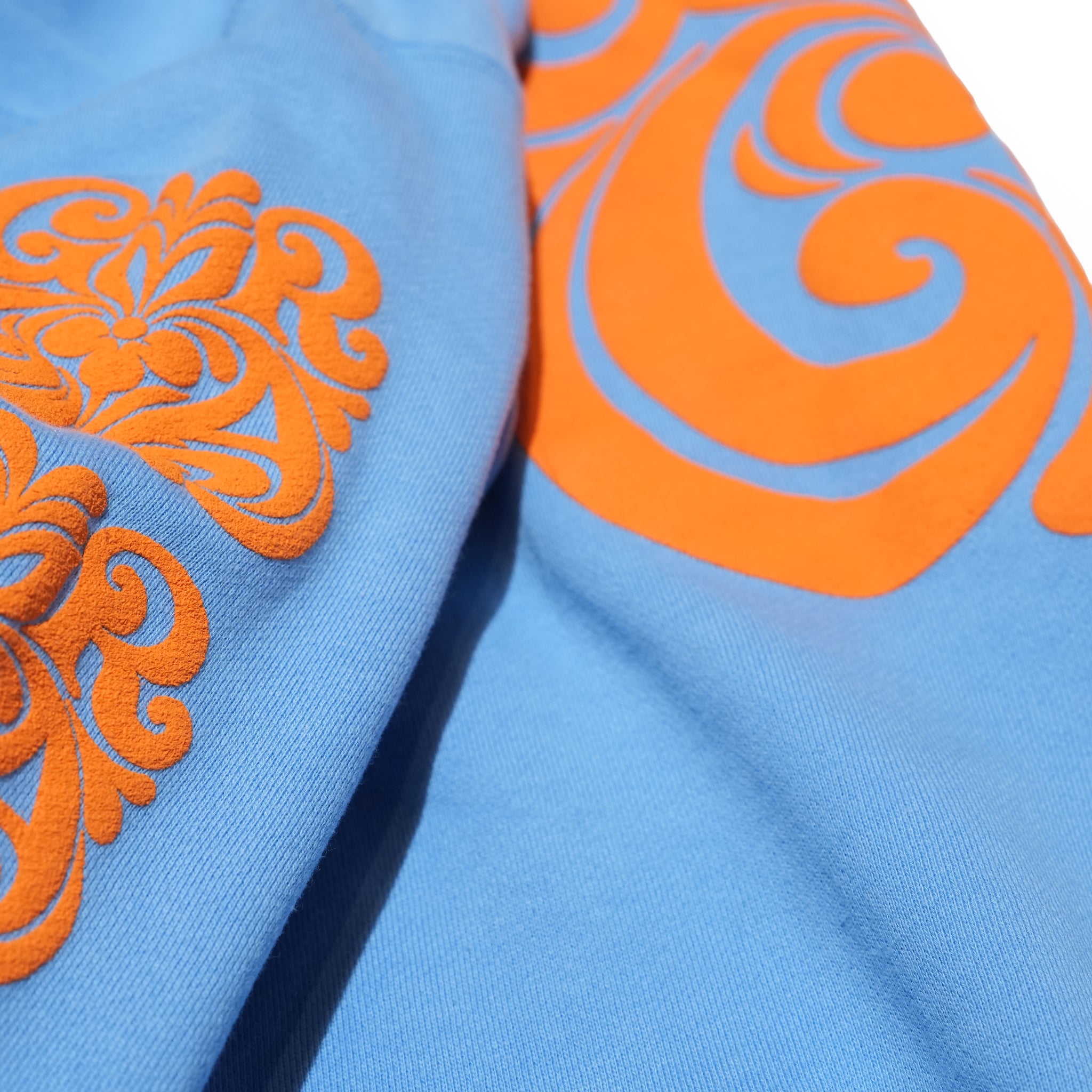 発泡プリントライトオンストレーナー – ウォーター | AMBERGLEAM