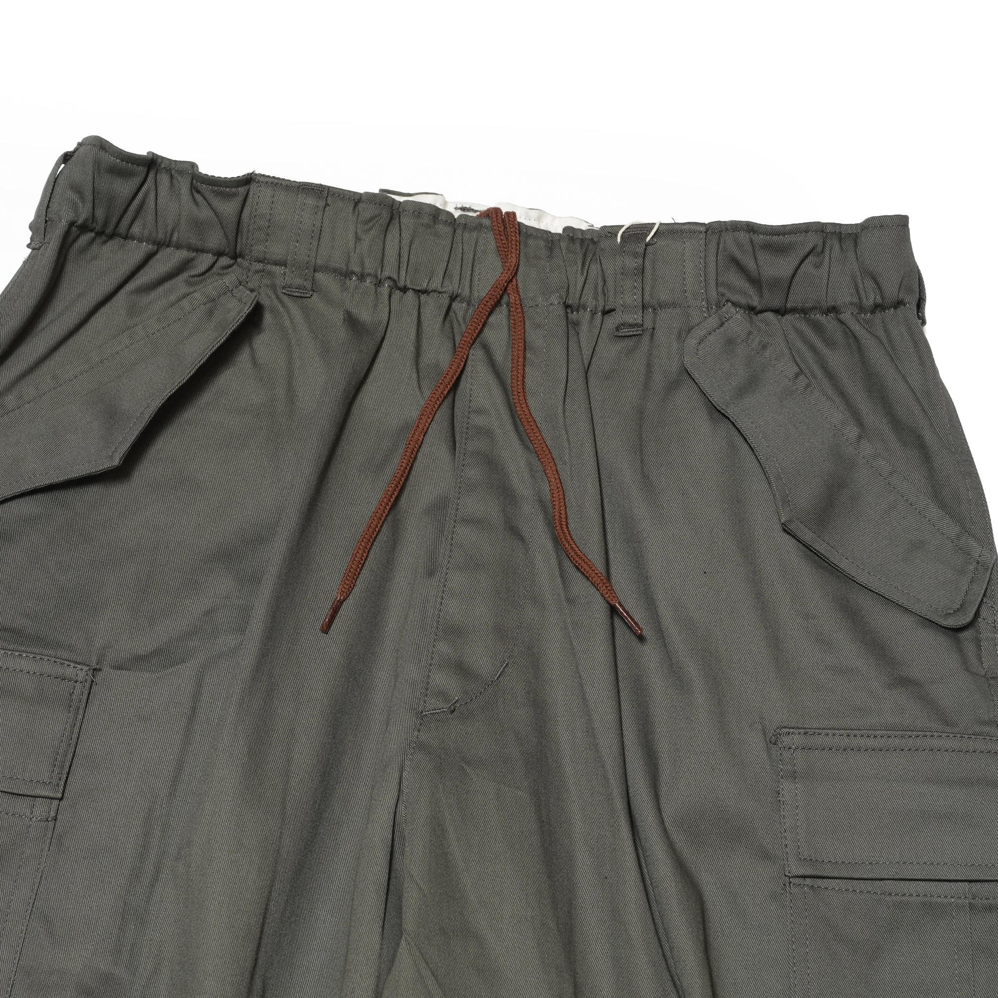 №165 [ ArmyNavy easyslacks🇺🇲 ] – Charcoal  | RELAX FIT