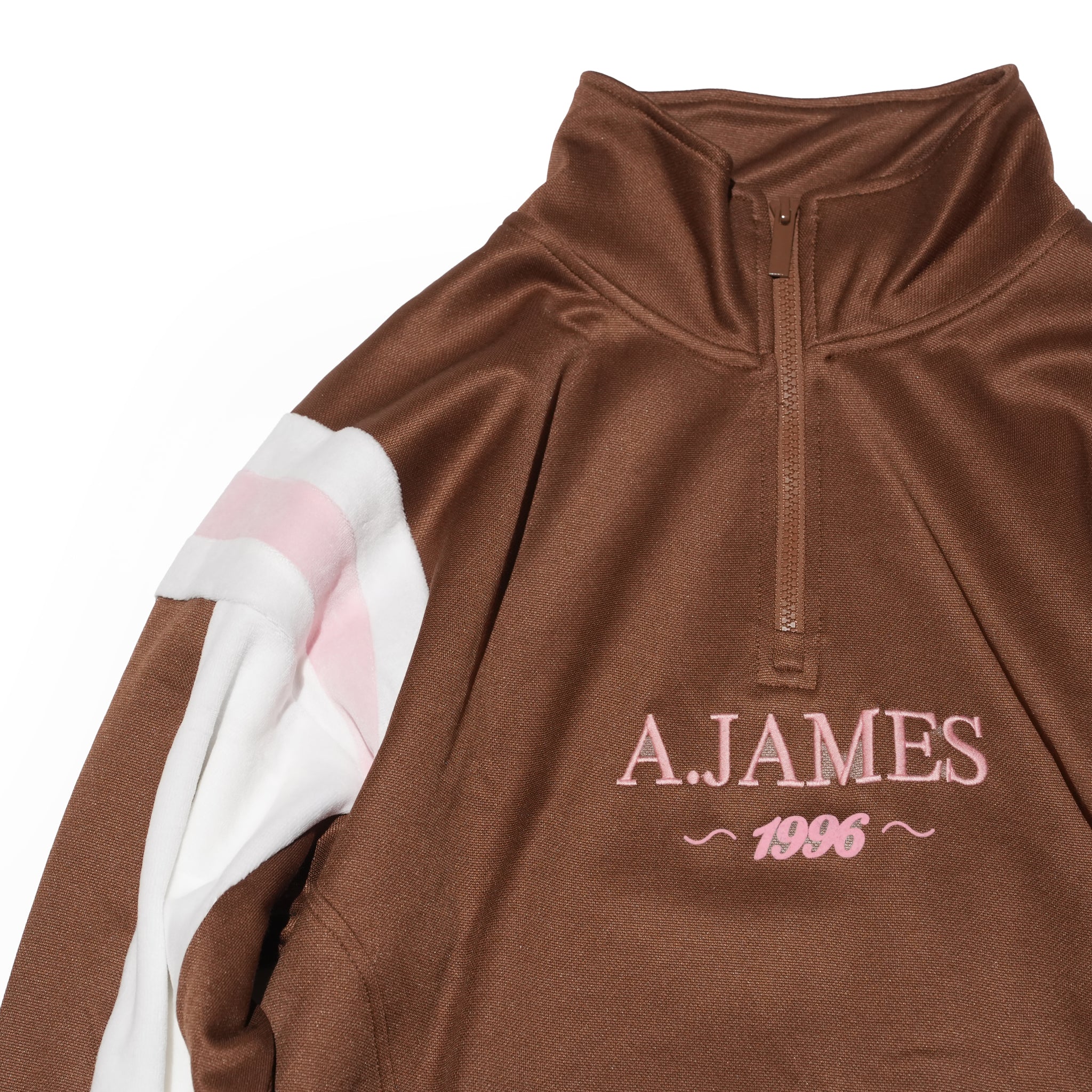 1996 TRACKSIDE SWEATSHIRT – Mocha | ARAMINTA JAMES
