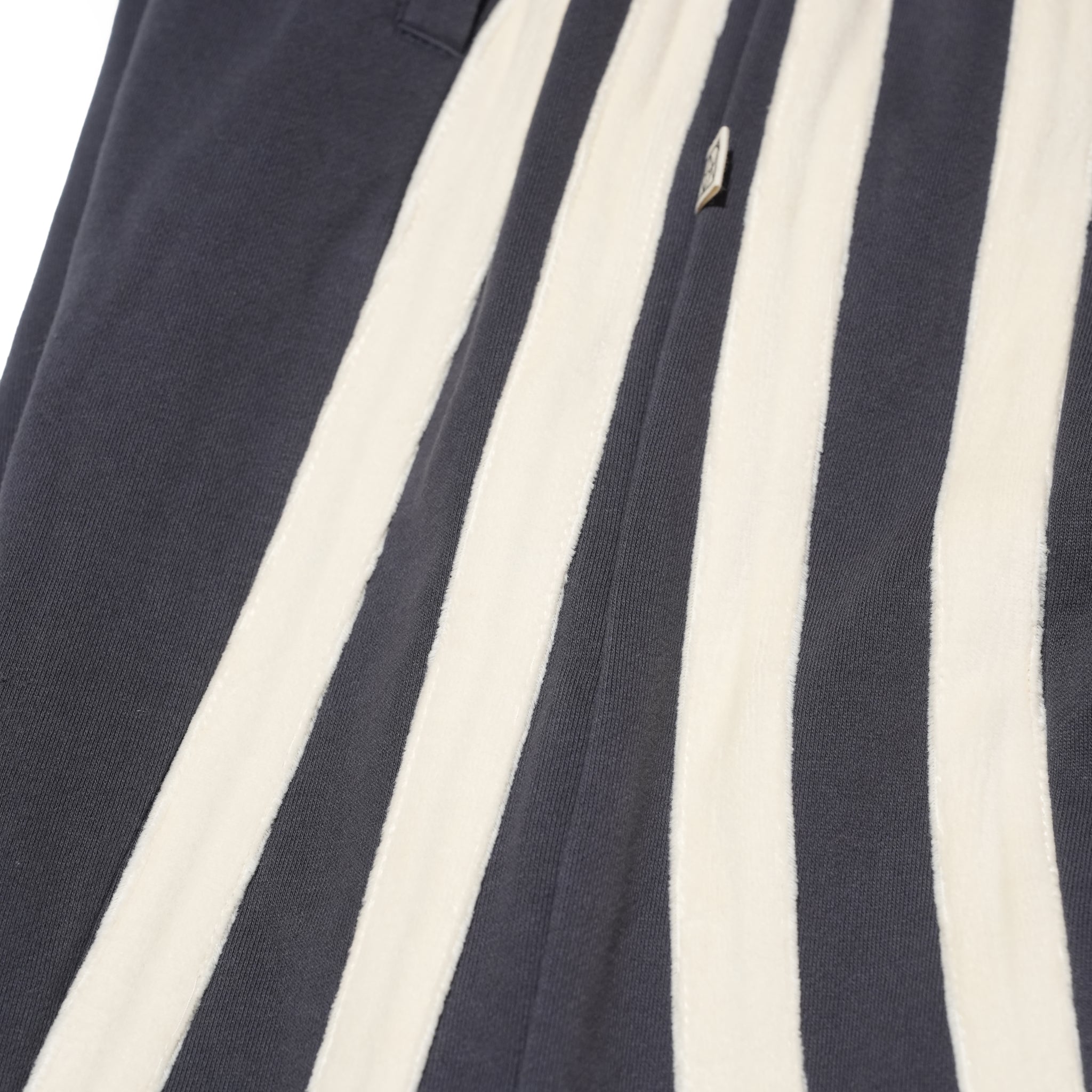 RACES TRACKPANT – Noir | ARAMINTA JAMES