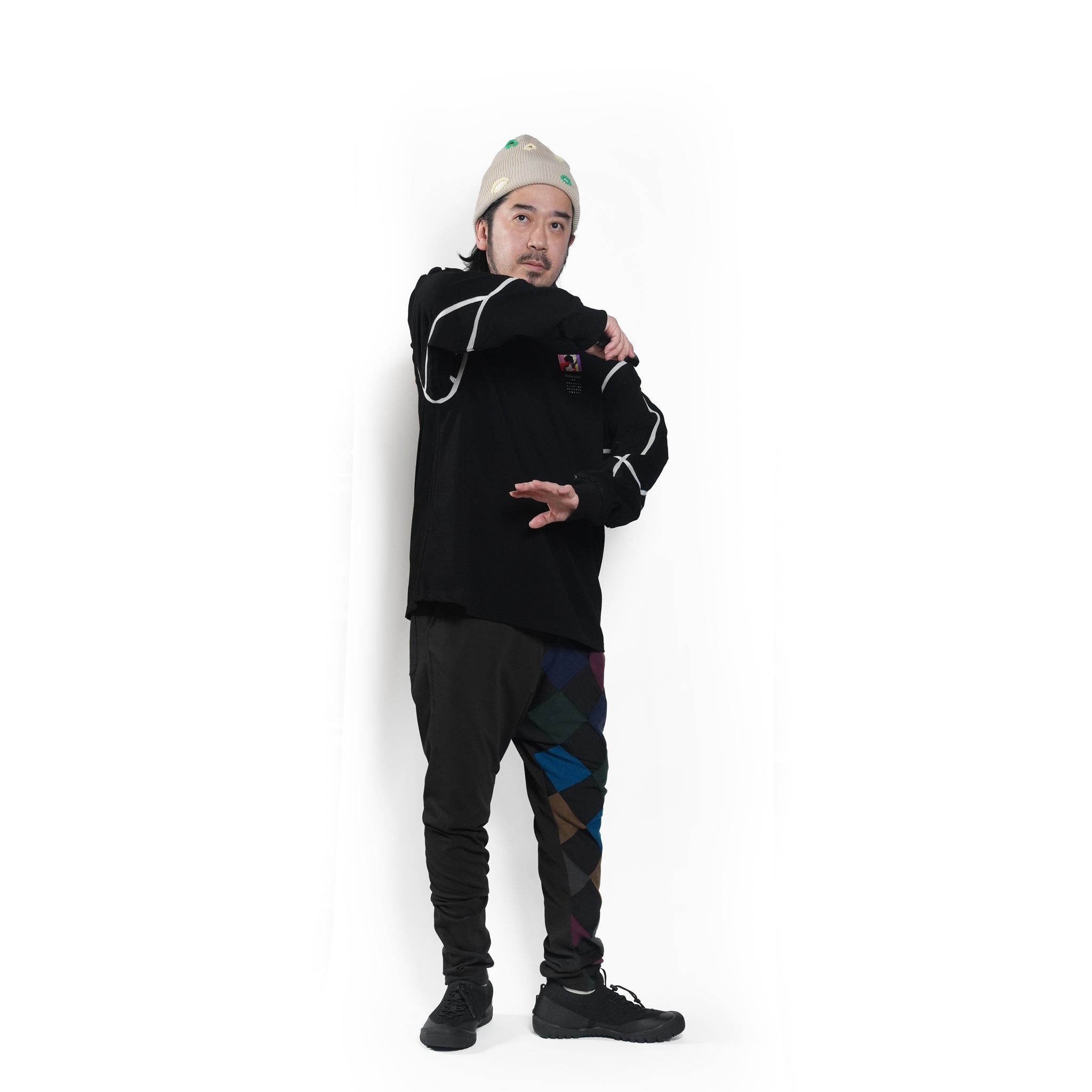 COMPLEXITY BORDER L/S TEE– Black | STOF