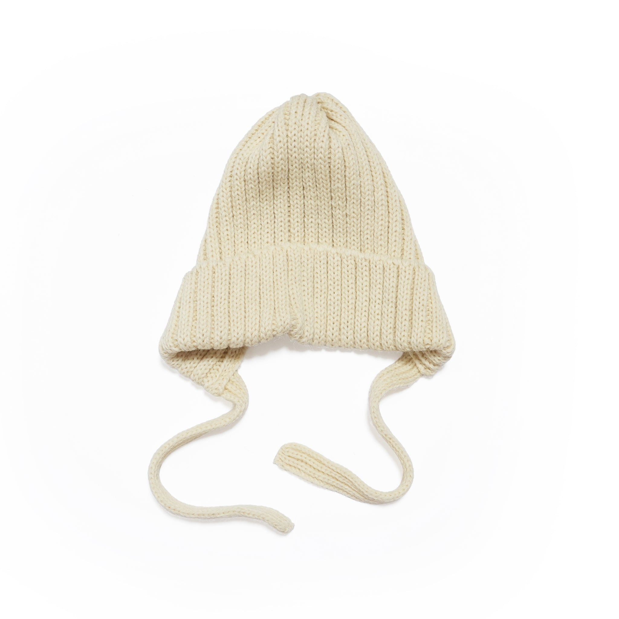 001 Bonnet with 23cm Tassles – Pure Aran | HIGHLAND2000【ネコポス選択可能】