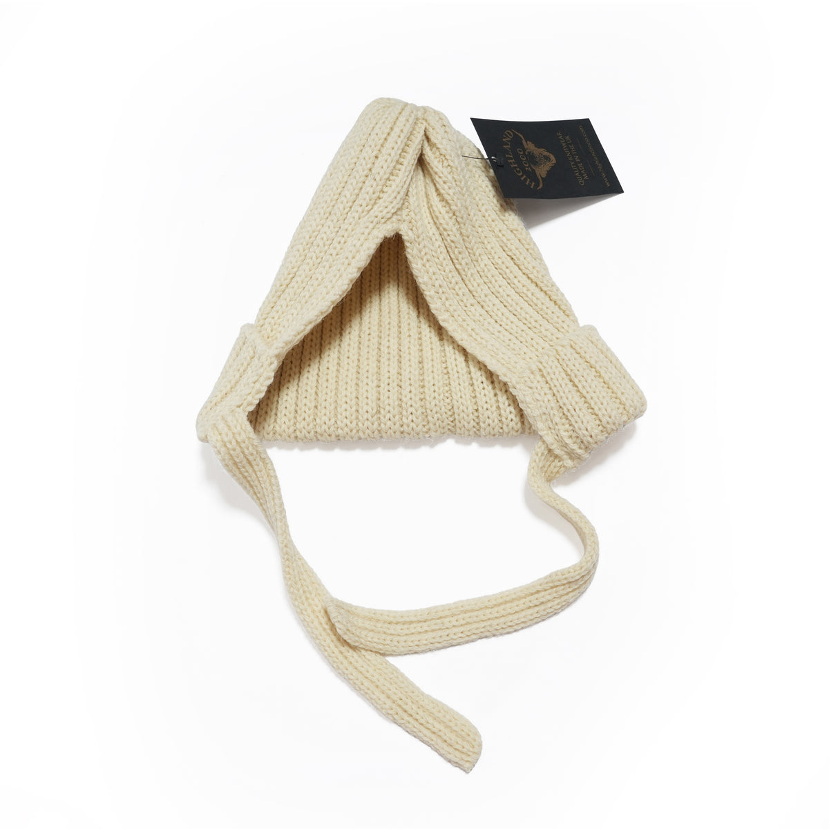 001 Bonnet with 23cm Tassles – Pure Aran | HIGHLAND2000【ネコポス選択可能】