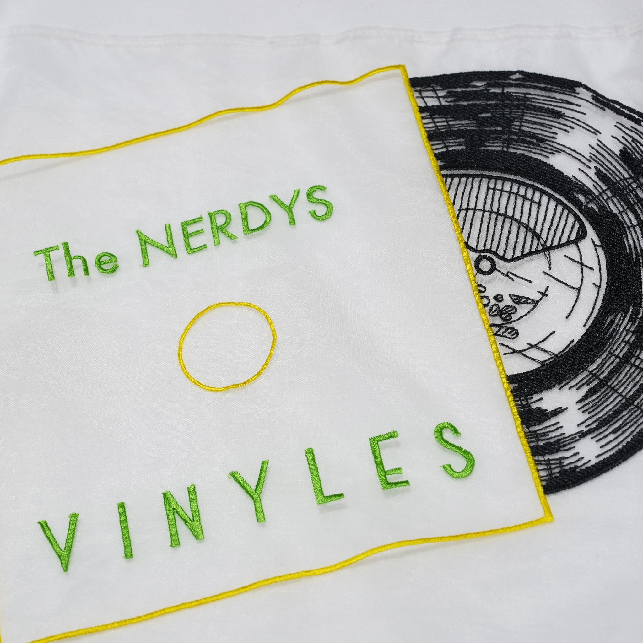Brigitte Tanaka × The NERDYS VINYLES T-shirt – White | The NERDYS