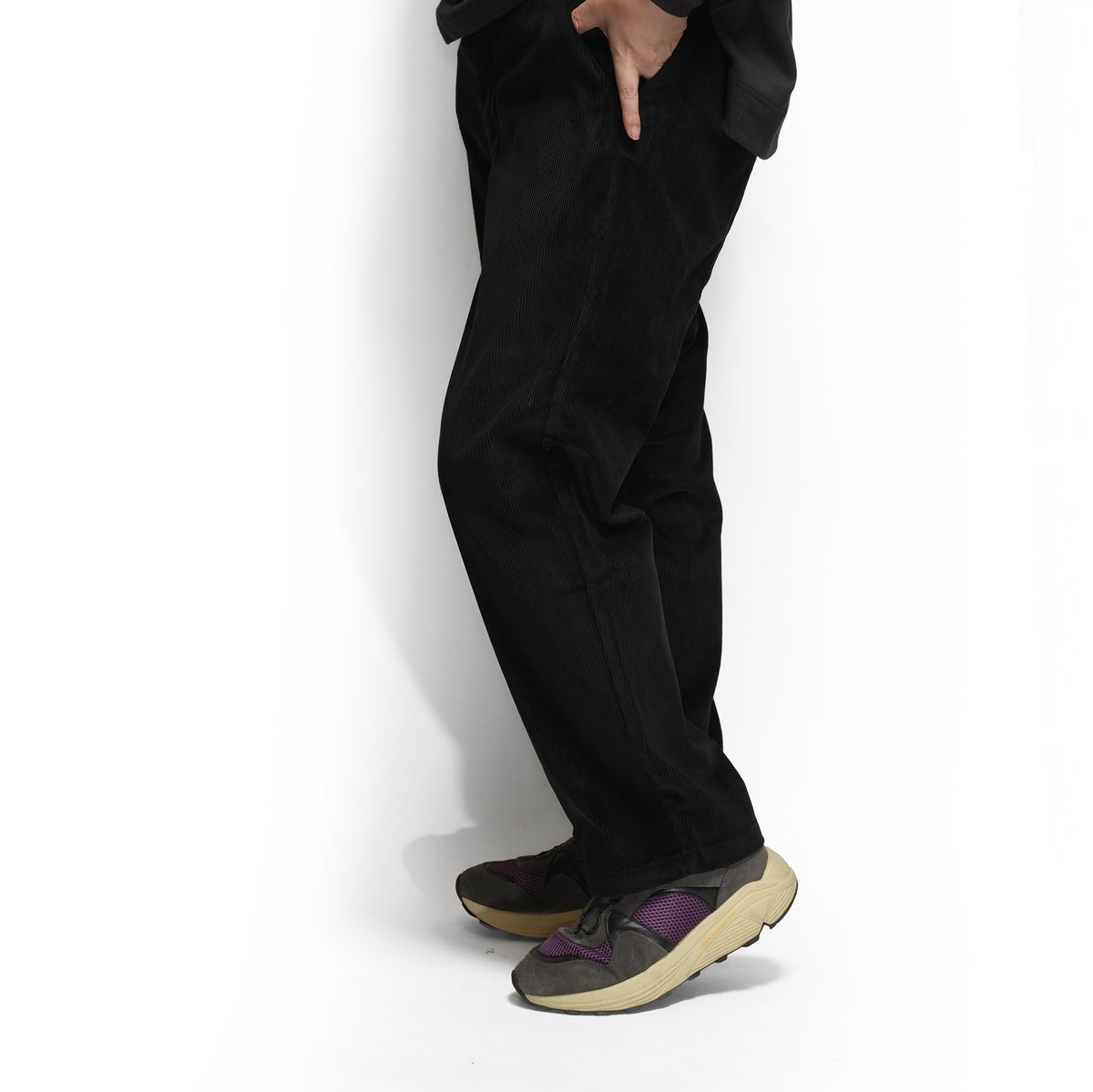 Corduroy Field pants ※Made In JAPAN – Black | NORBIT