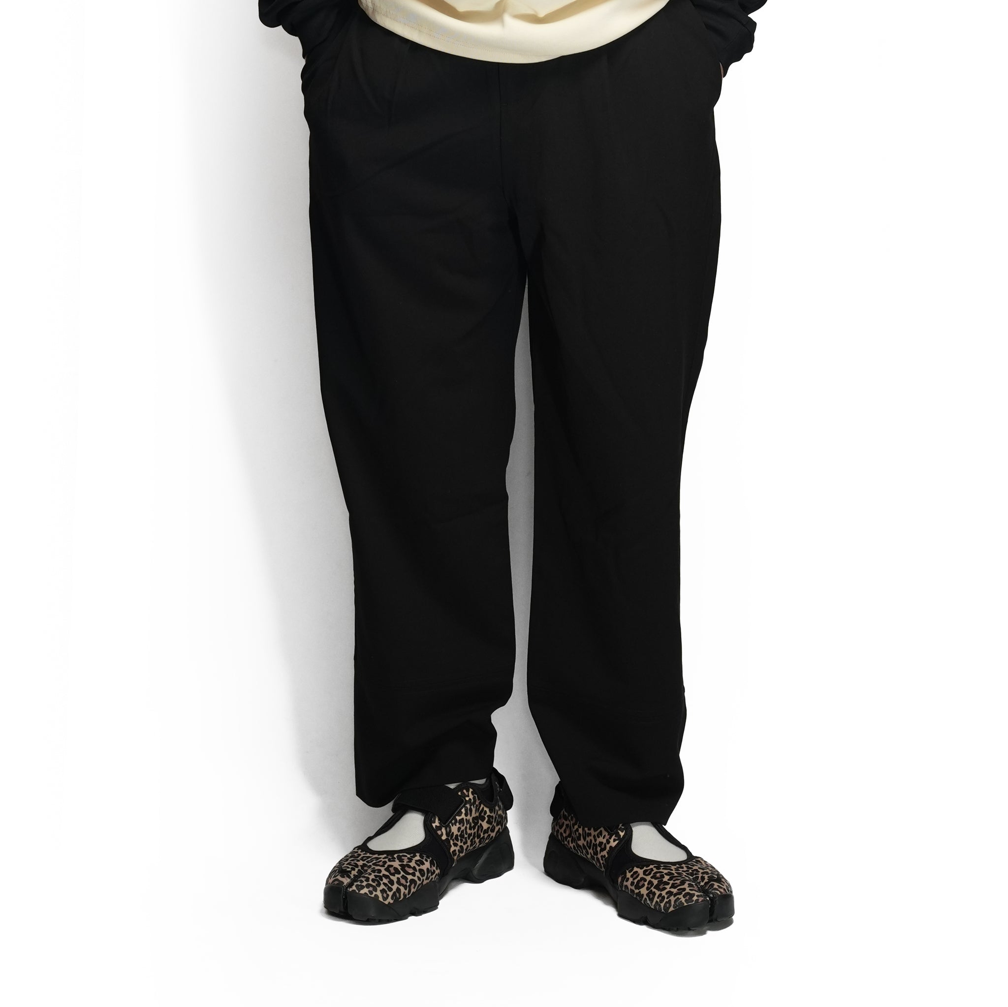 Twotuck Standard Pants – Black | MODEM DESIGN