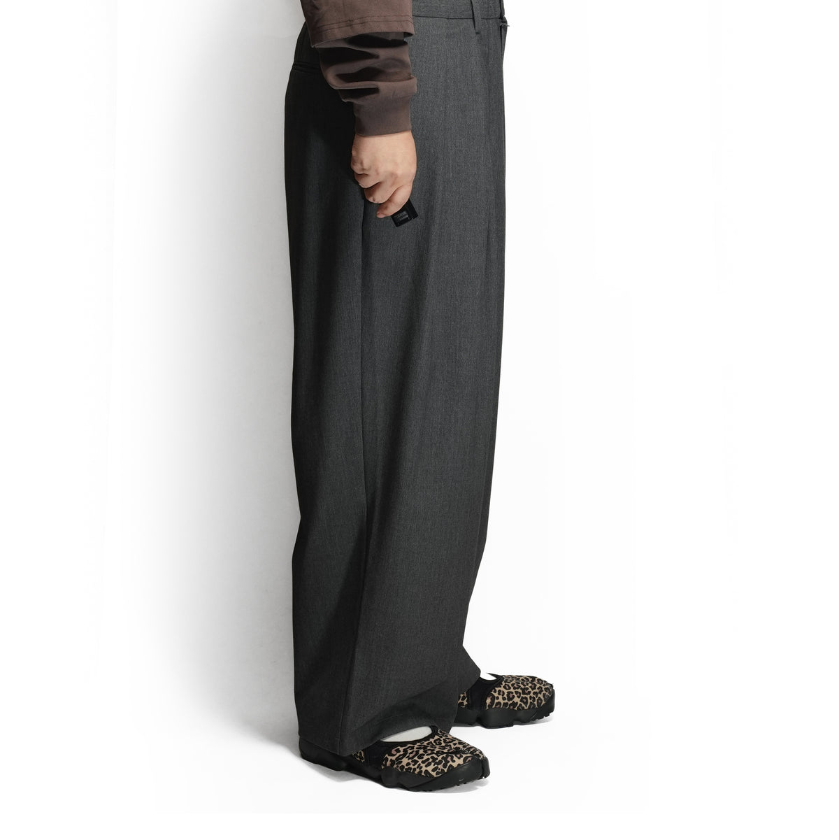 Wide Slacks – Gray | MODEM DESIGN